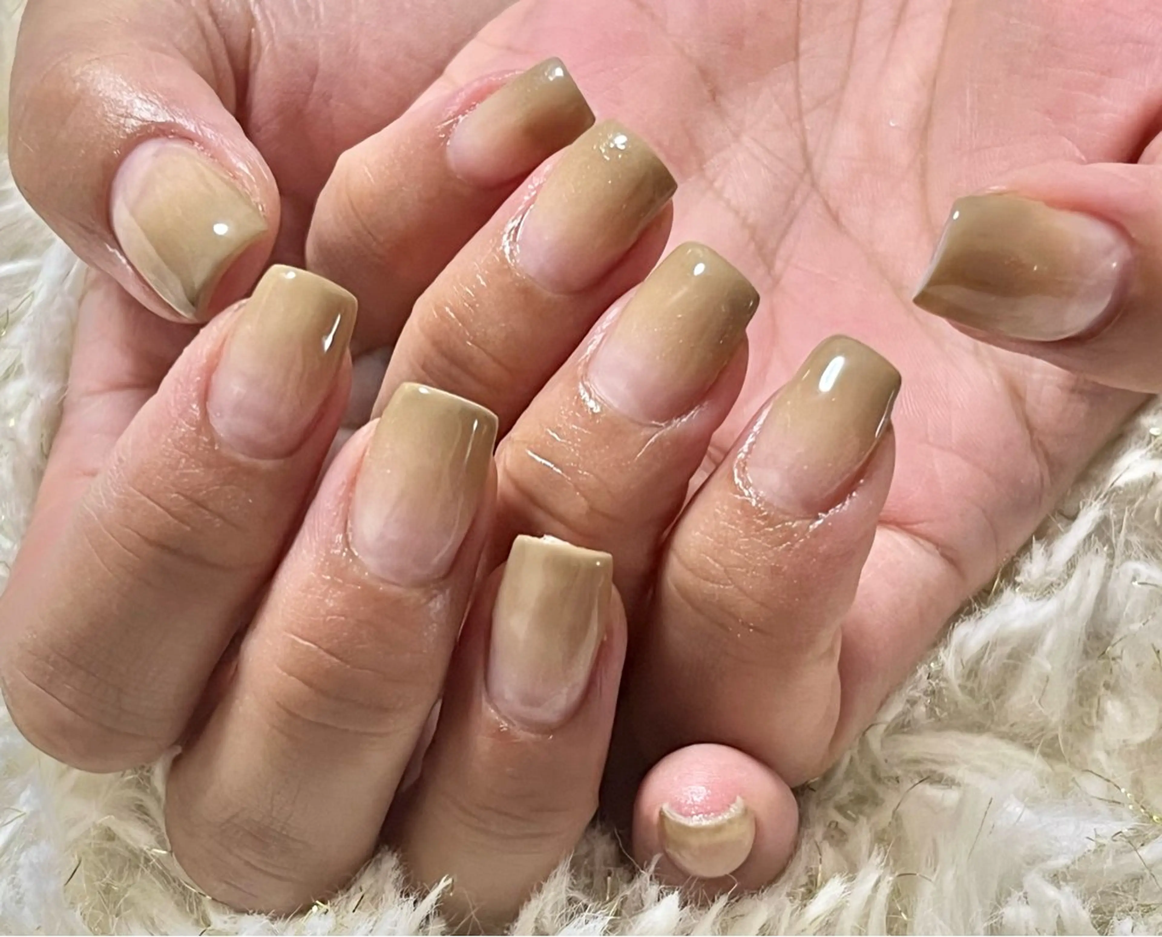 ネイル hohomi .のネイルデザイン