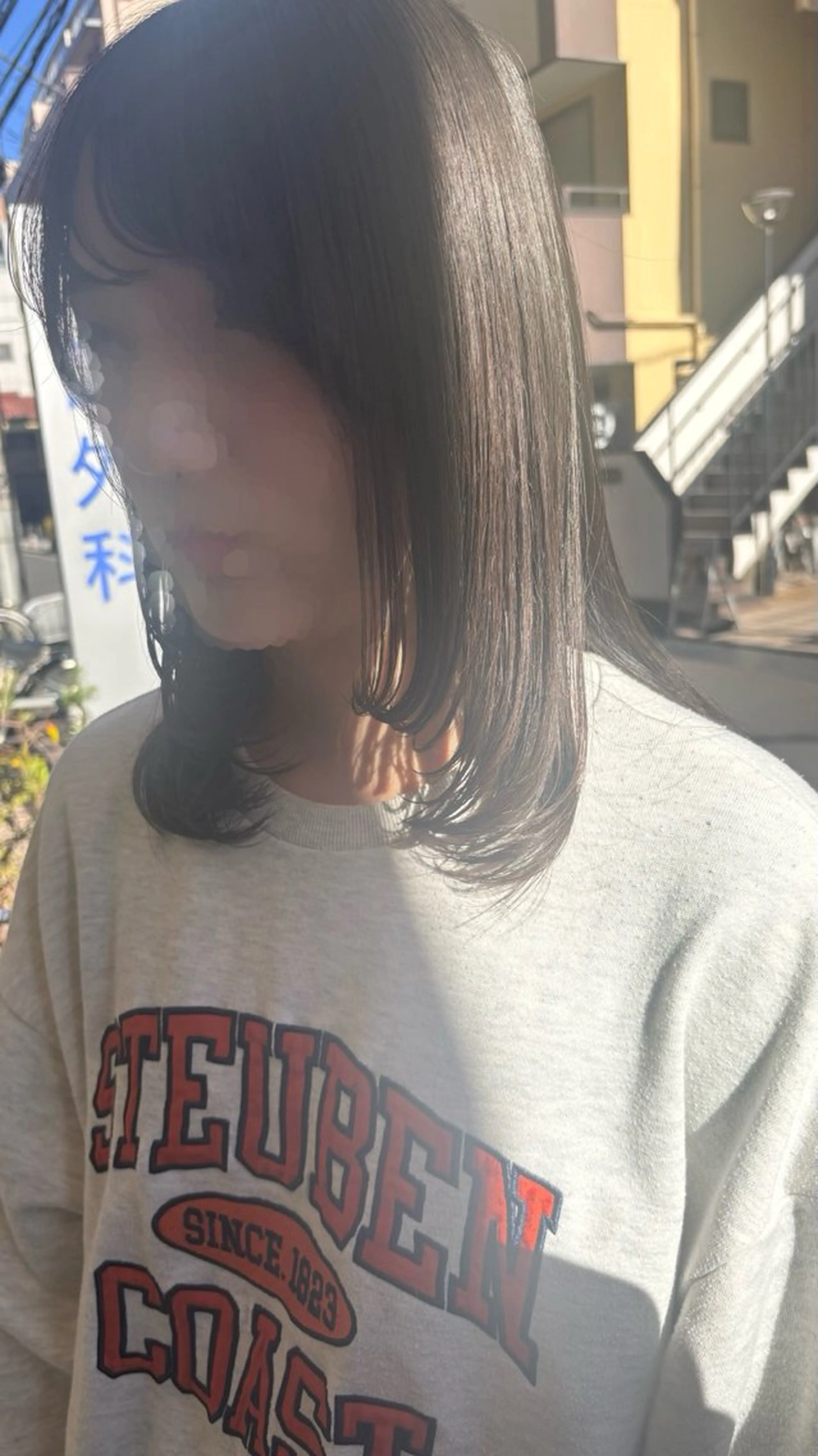 セミロング moon所属・平出 千尋のヘアスタイル