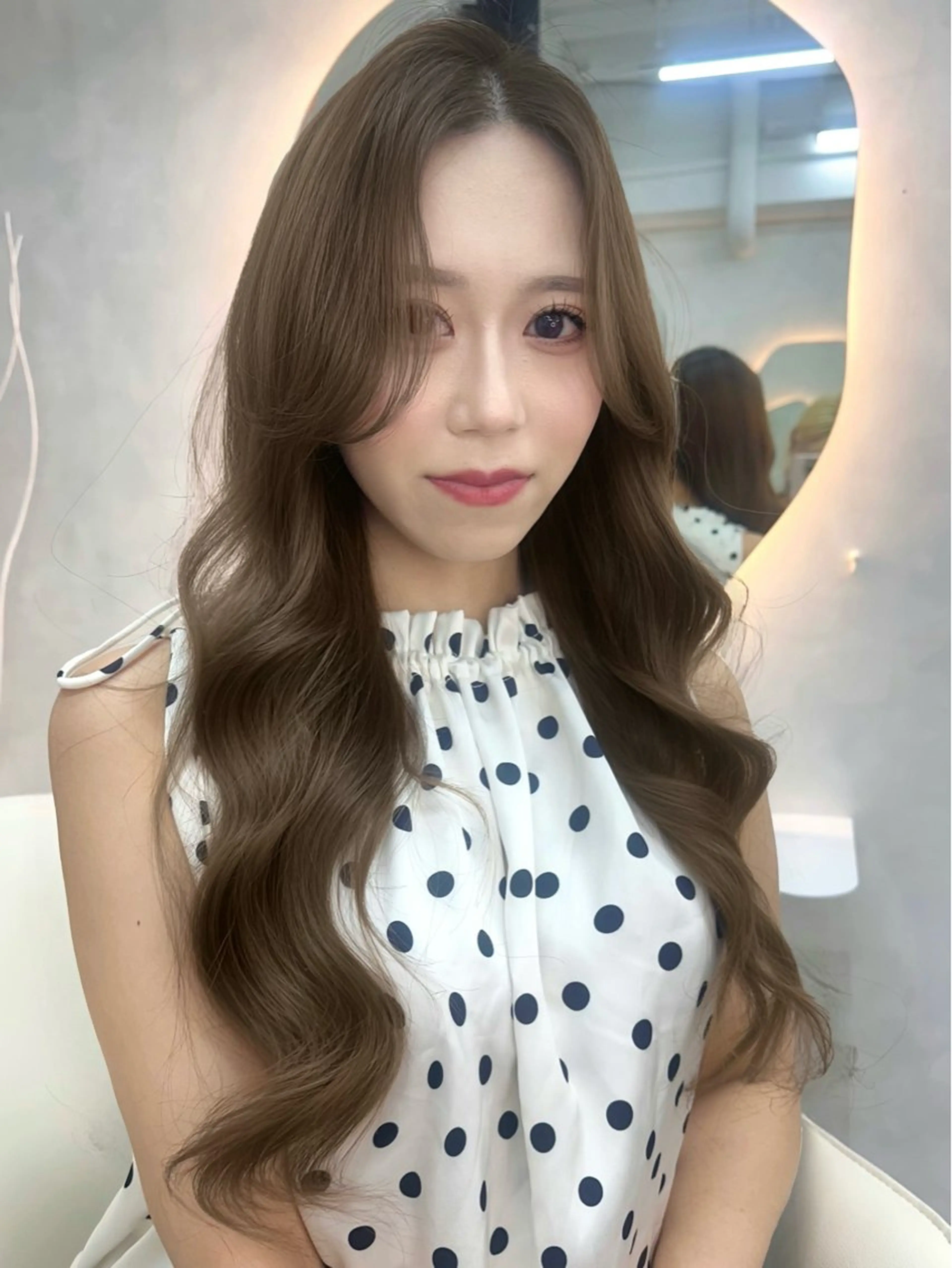 ロング カラー ベージュカラー ブリーチ ブラウンカラー ケアブリーチ ハイトーンカラー カット ヘアカラー トリートメント 🦋高瀬寛菜🦋 韓国/ブリーチのヘアスタイル