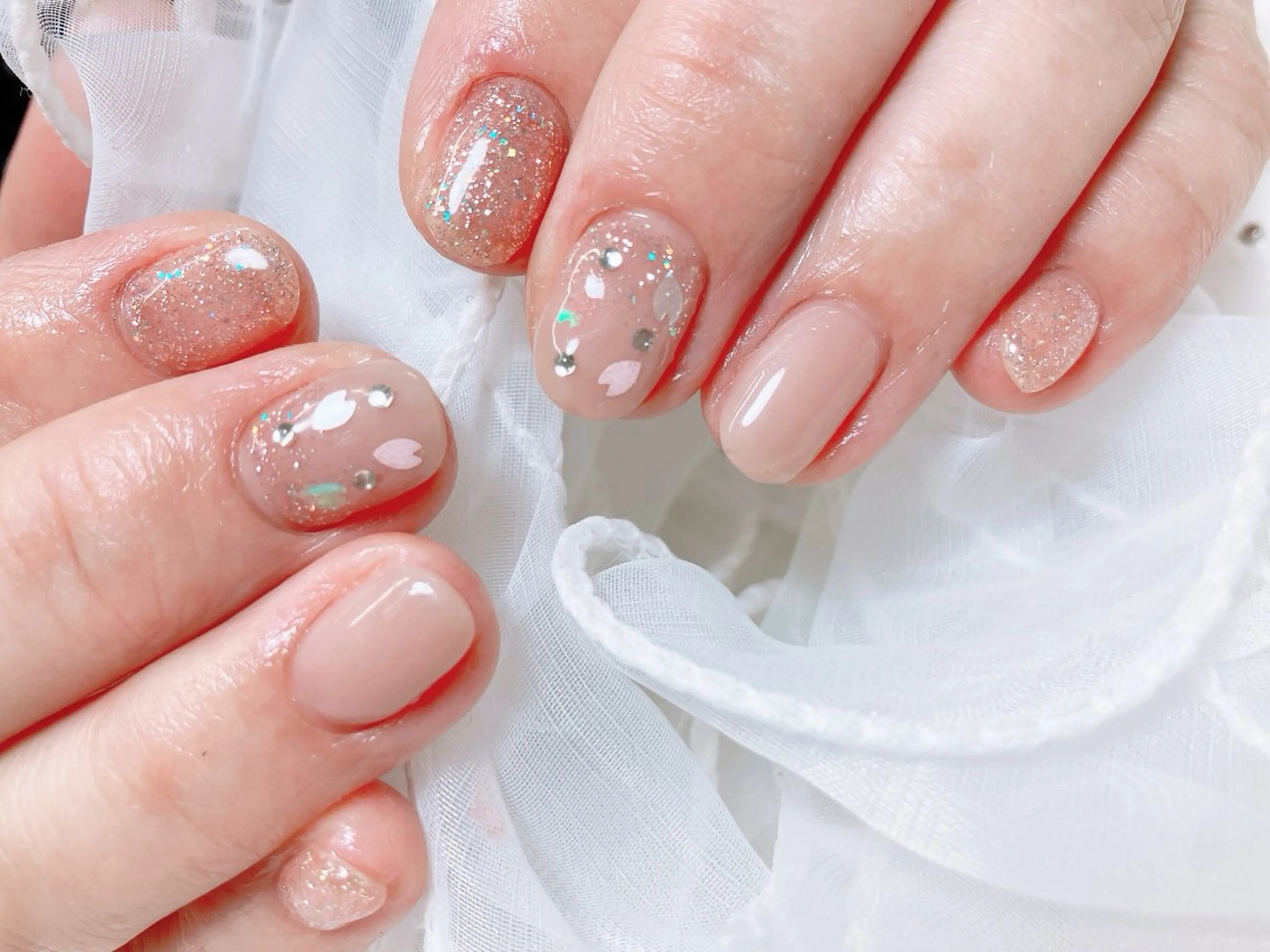 ネイル ハンドネイル 綱島 佳恵のネイルデザイン