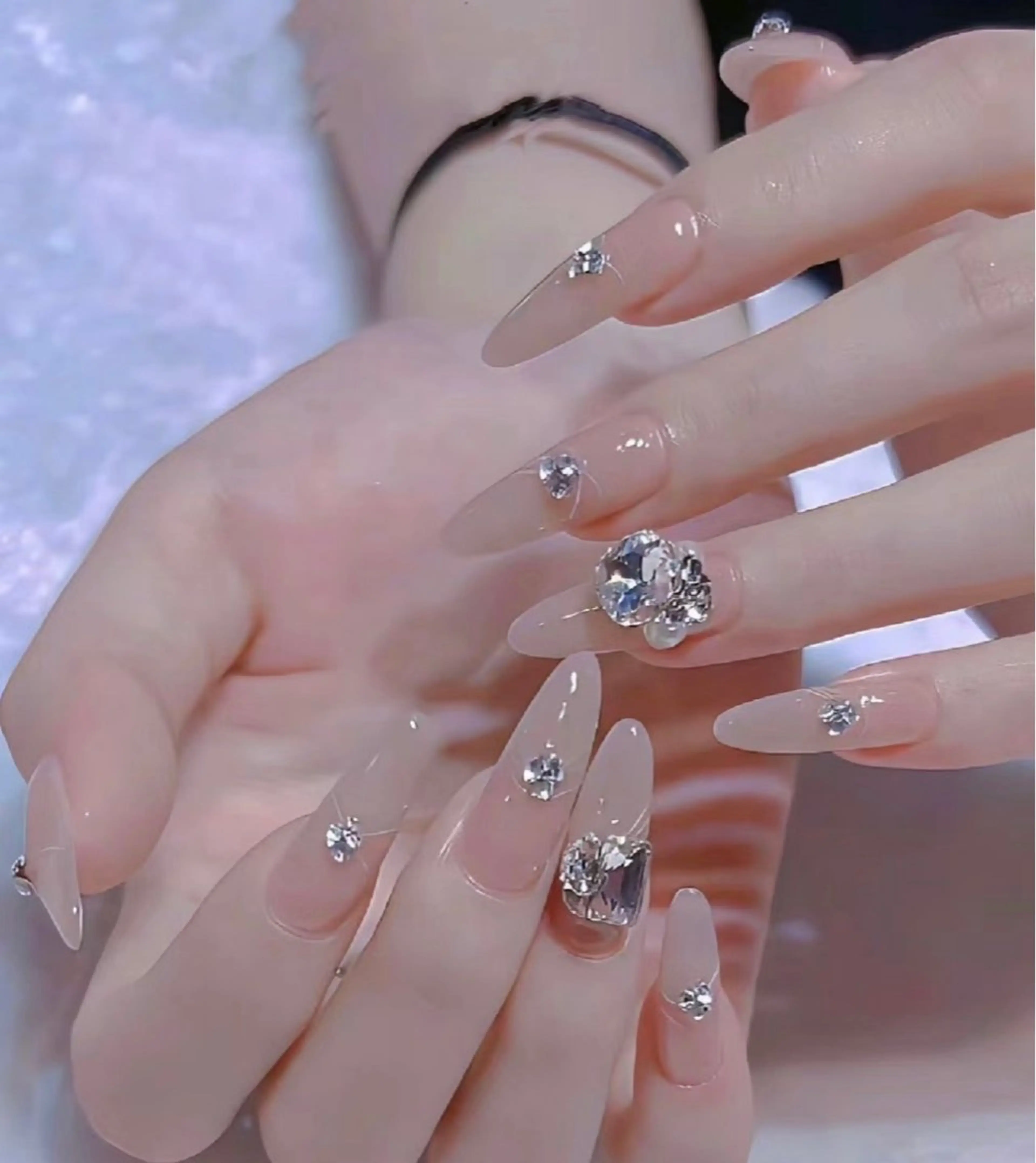 ネイル チークネイル 長さ出し ジェルネイル マグネットネイル 持ち込み ハンドネイル ハンドケア ラッキーネイルサロン 西川口東口店のネイルデザイン