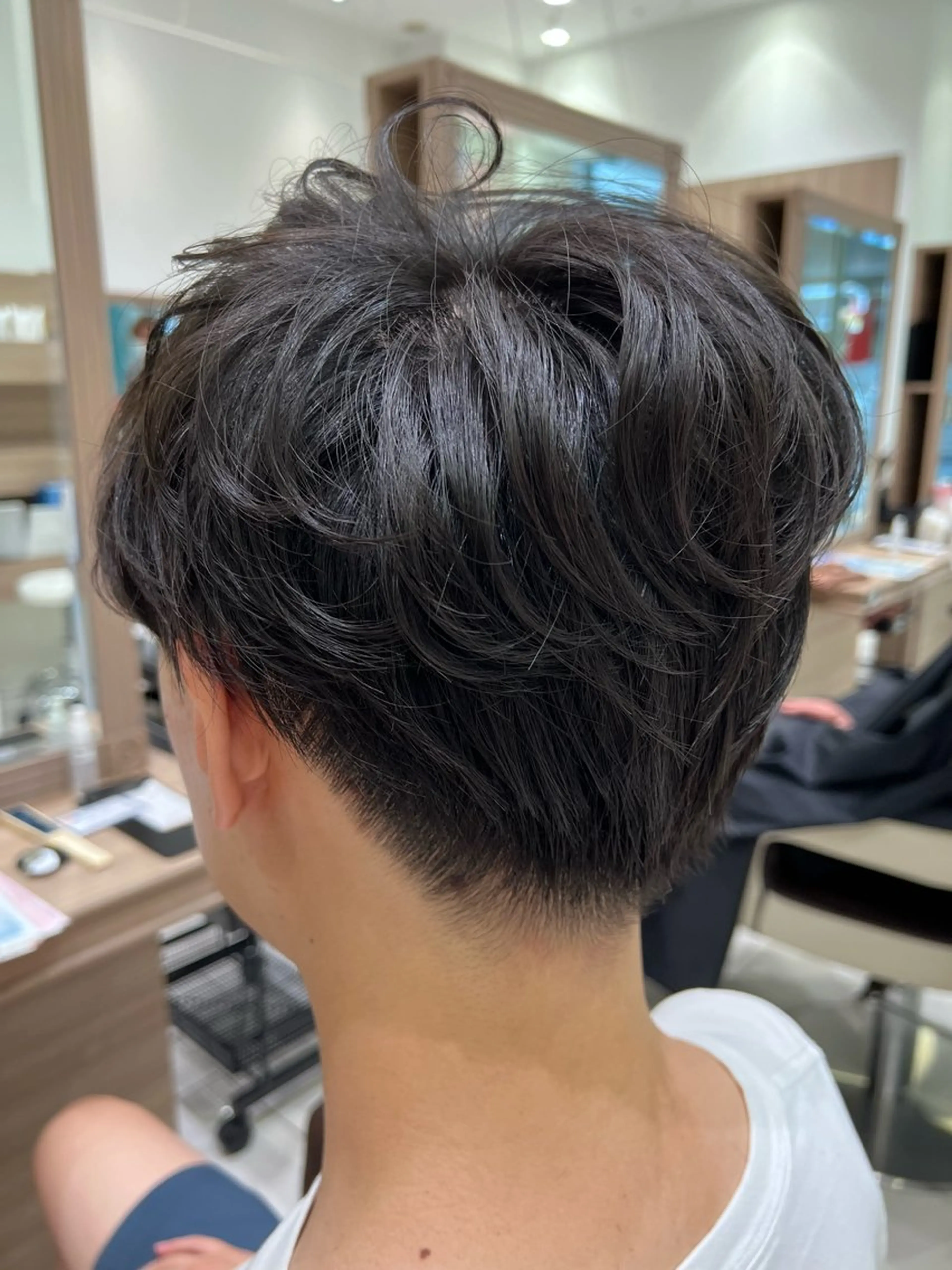 ショート メンズ 指原 仁のヘアスタイル