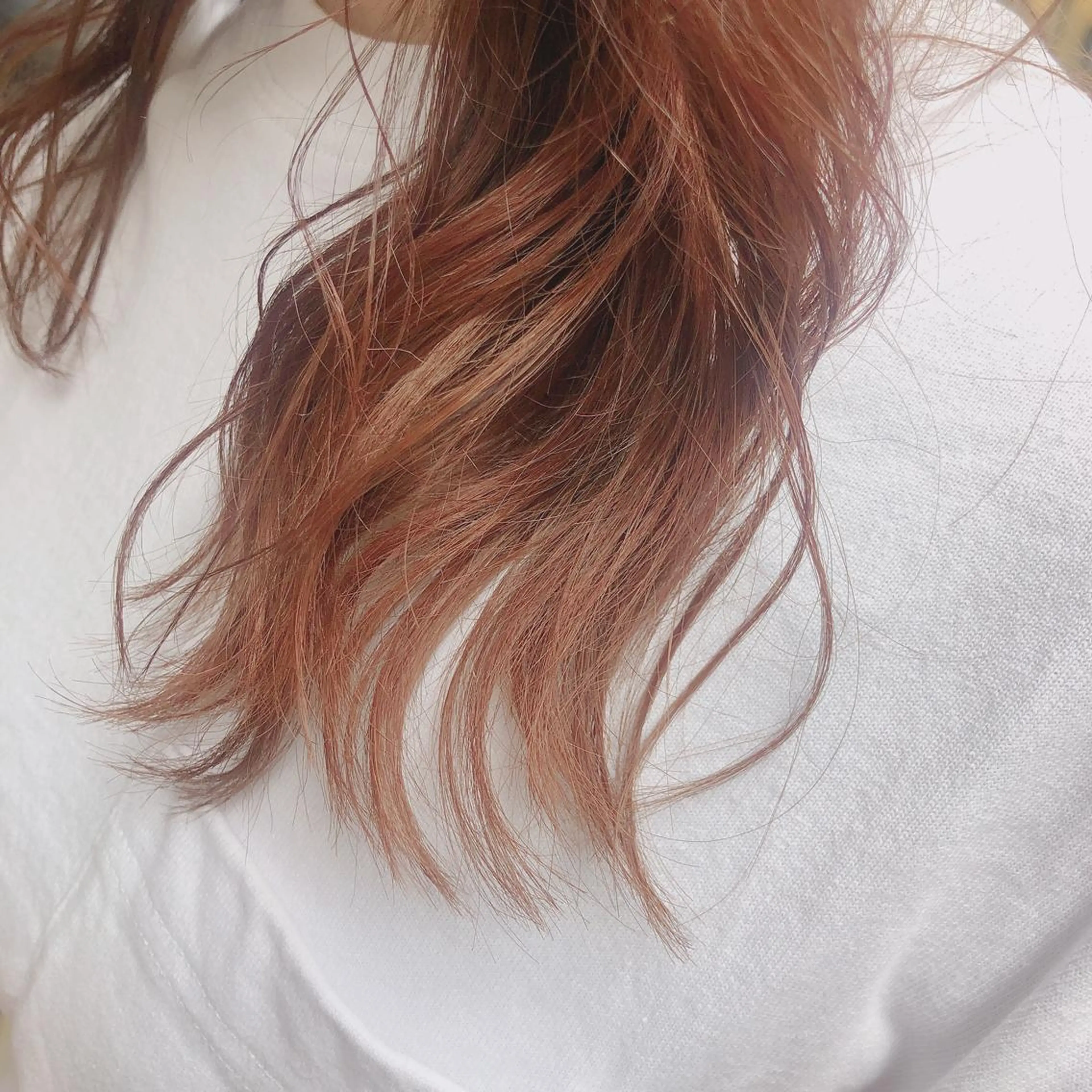 セミロング カラー ヘアアレンジ オレンジ 落合　眺 (オチアイ　ノゾミ)のヘアスタイル