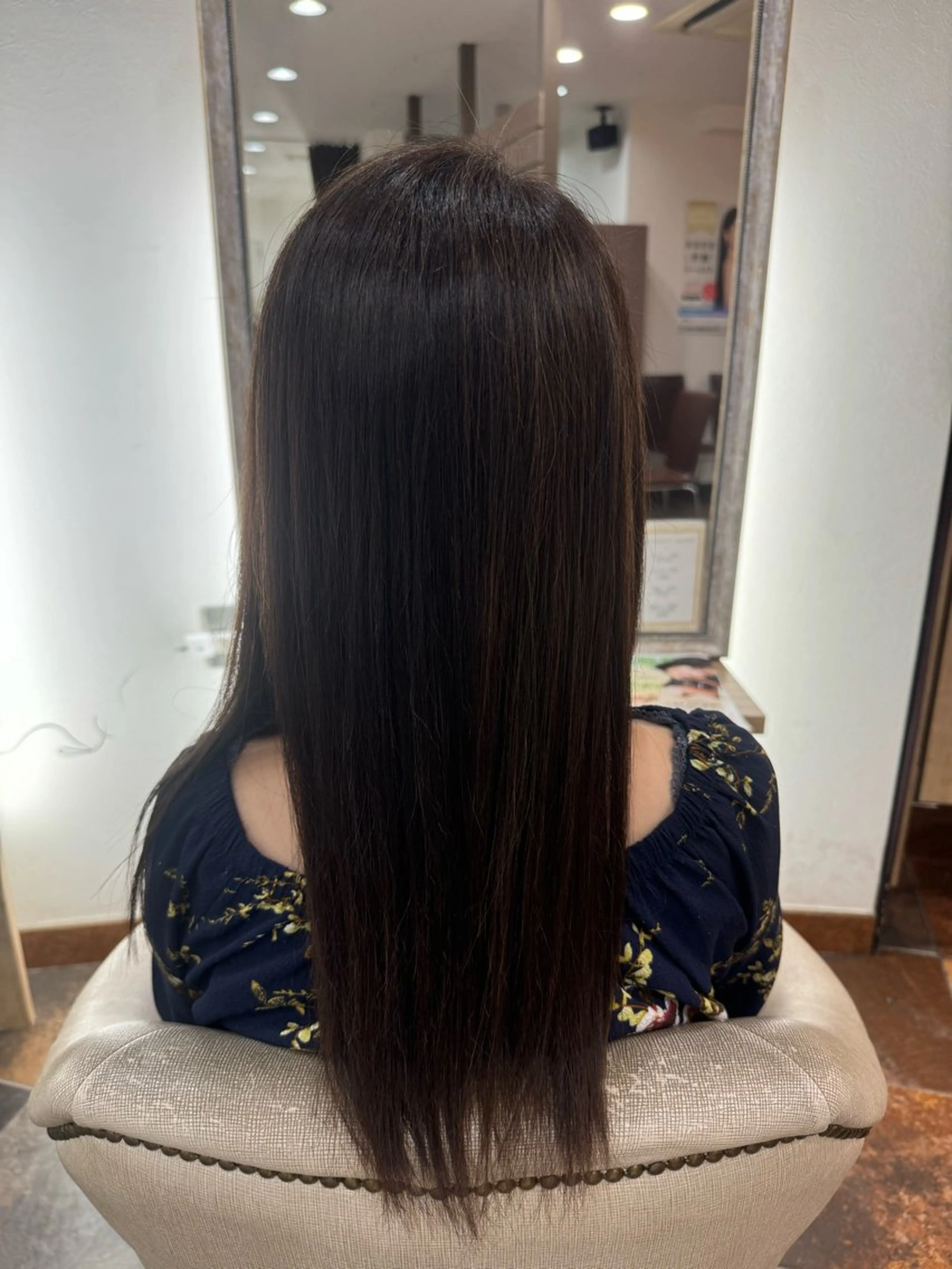 セミロング ヘアカラー さくら🍒ツヤ髪 /似合わせカラーのヘアスタイル