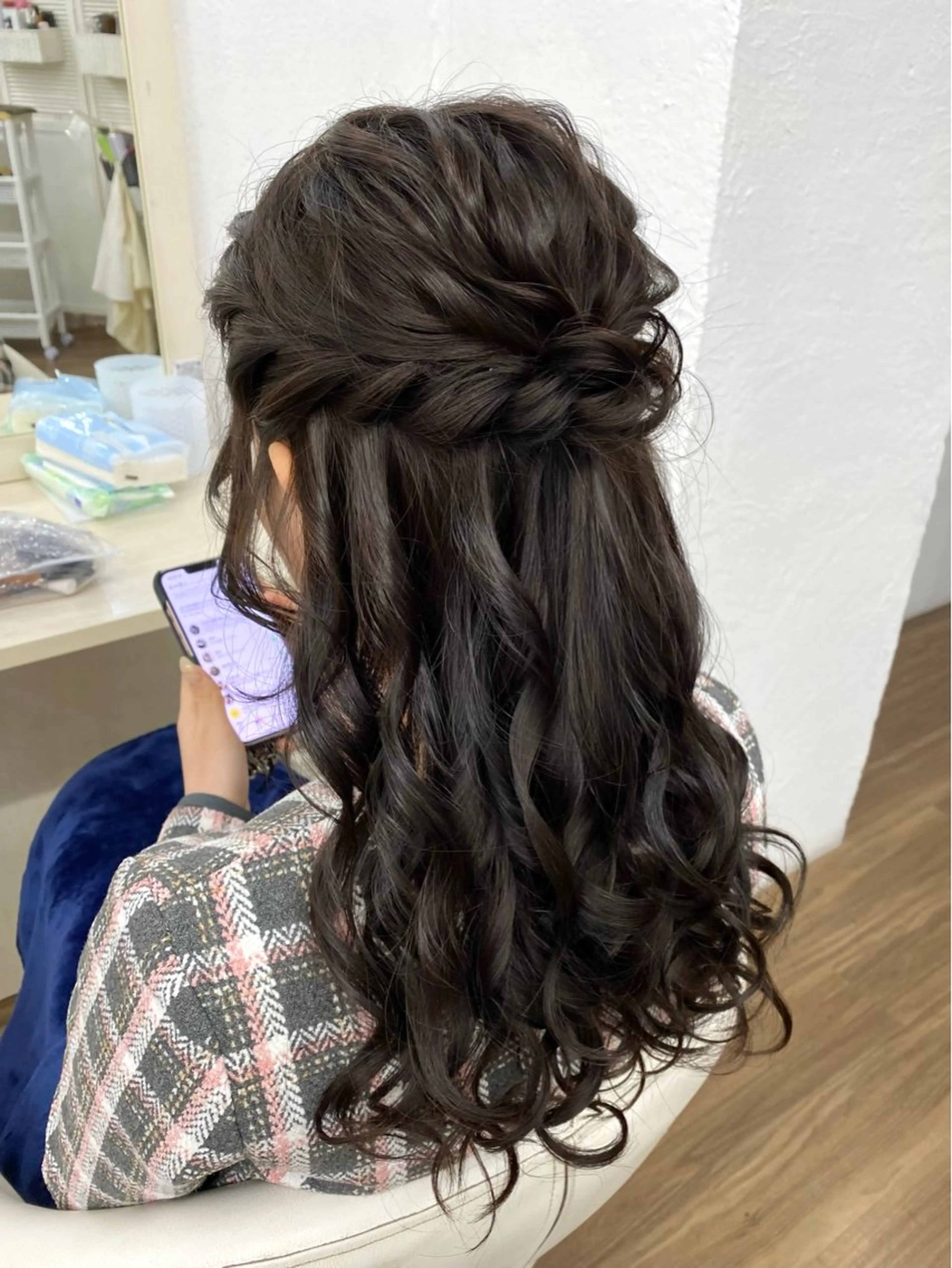 ロング ヘアアレンジ ハーフアップ ヘアセット GLOSS 心斎橋 山上のヘアスタイル