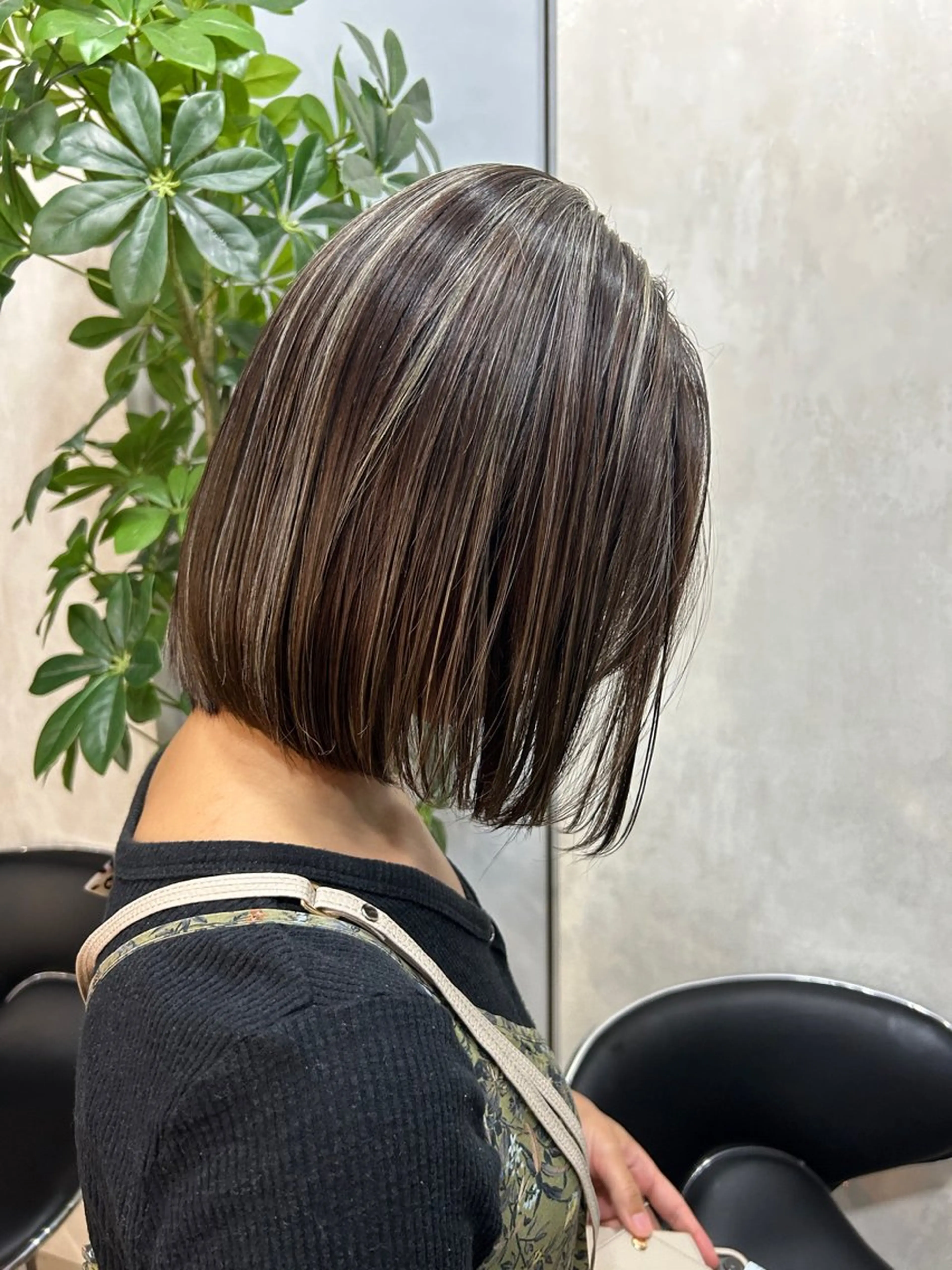 ミディアム カラー ハイライト/レイヤー ミルクティー/山本のヘアスタイル