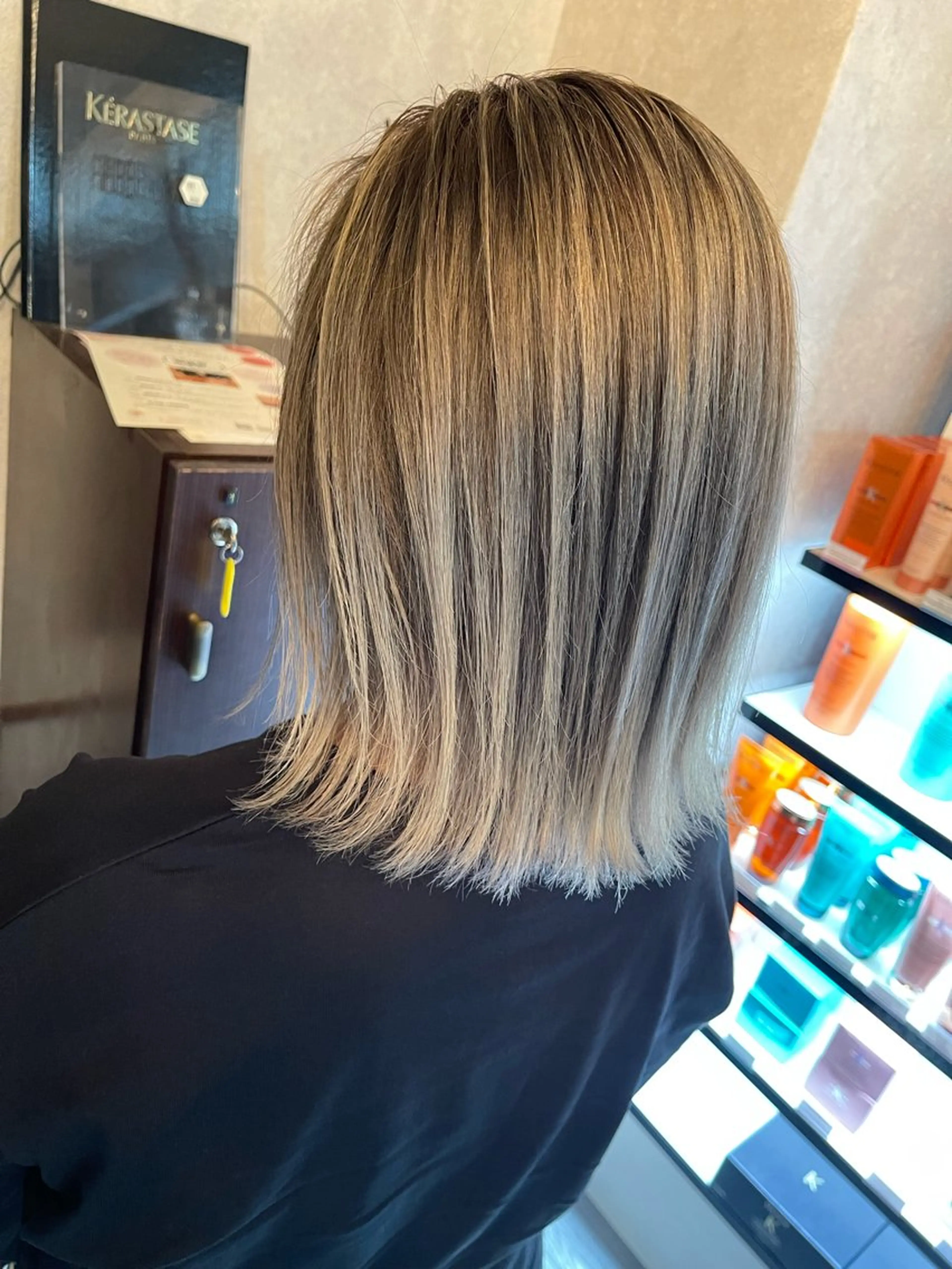 ショート カラー KIRA スズキ タクヤ／店長のヘアスタイル