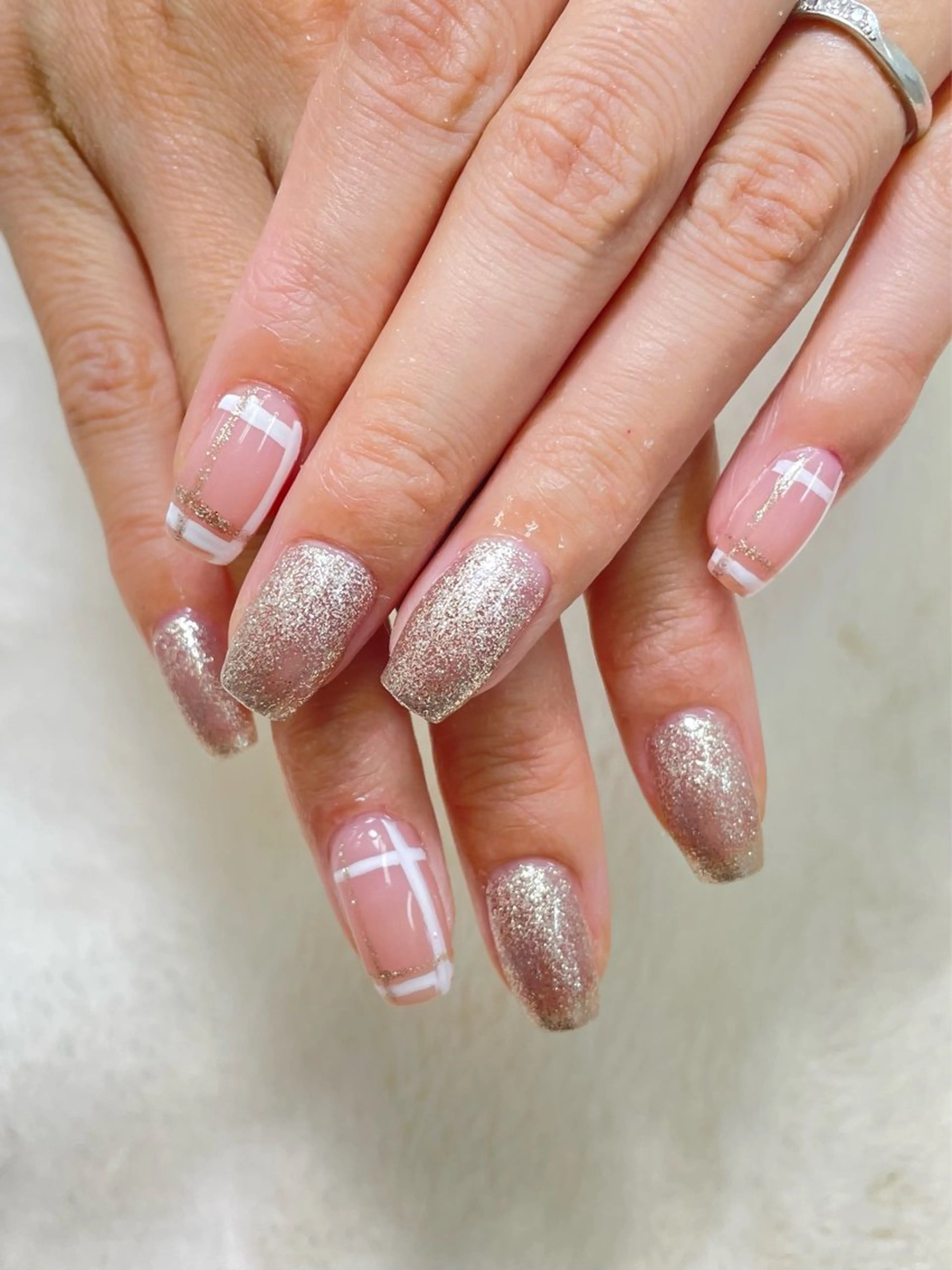 ネイル シンプルネイル ハンドネイル nail salon LIBERAのネイルデザイン