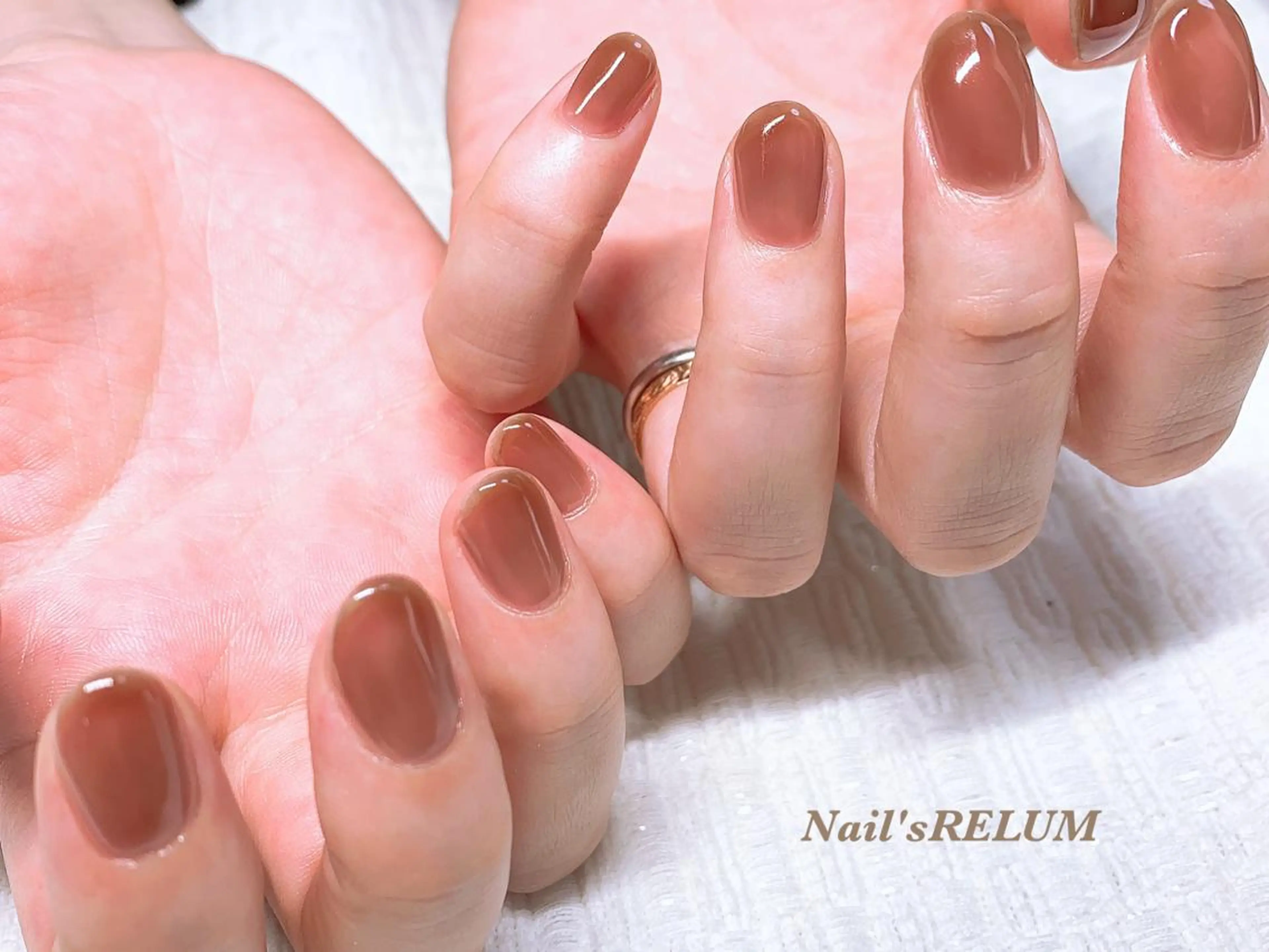 ネイル ブラウン THECOLORS所属・近貞 莉奈のネイルデザイン