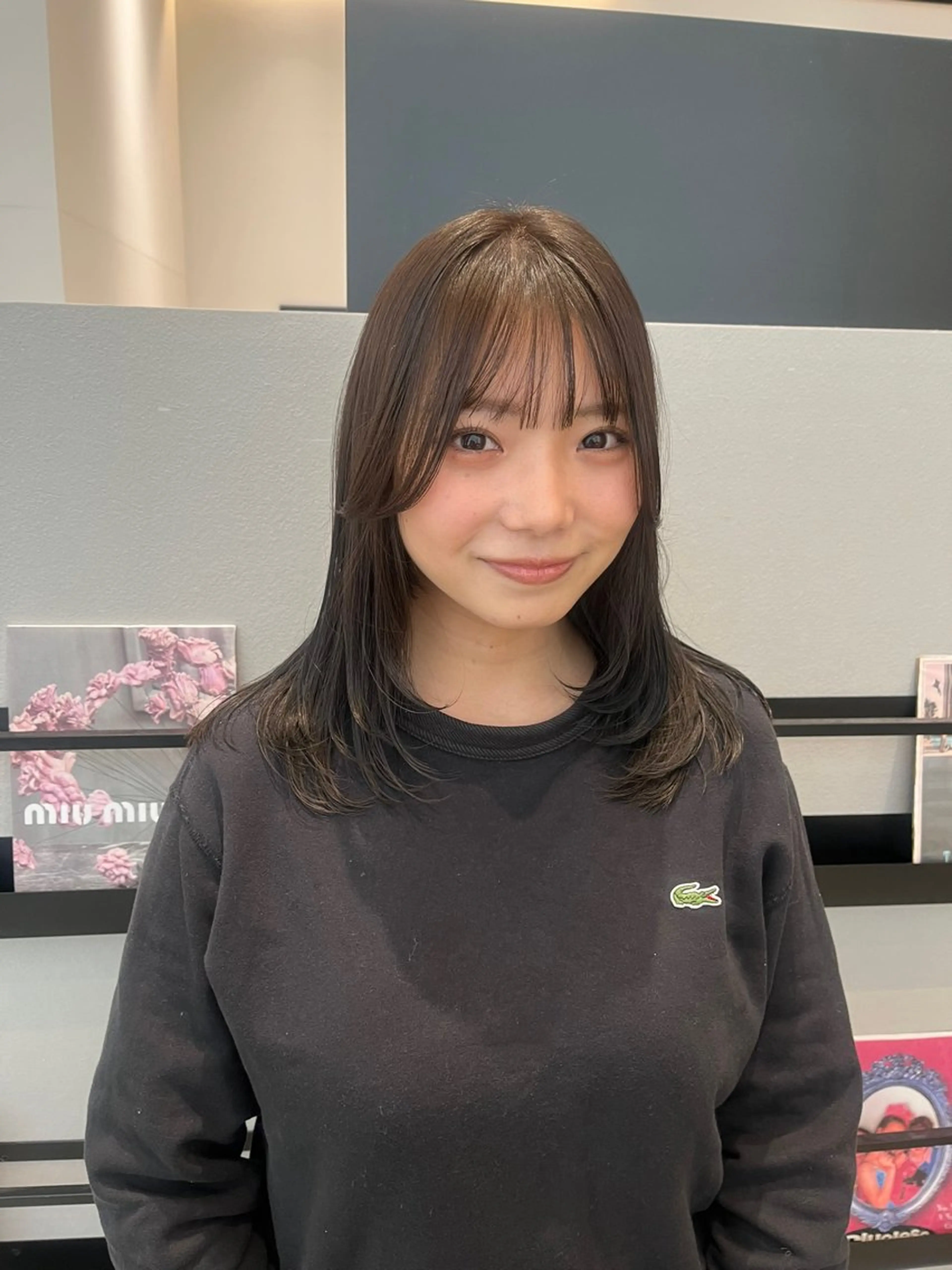 ミディアム カラー グレージュ レイヤーカット カット ヘアカラー トリートメント 透明感カラー/ レイヤーkotonoのヘアスタイル