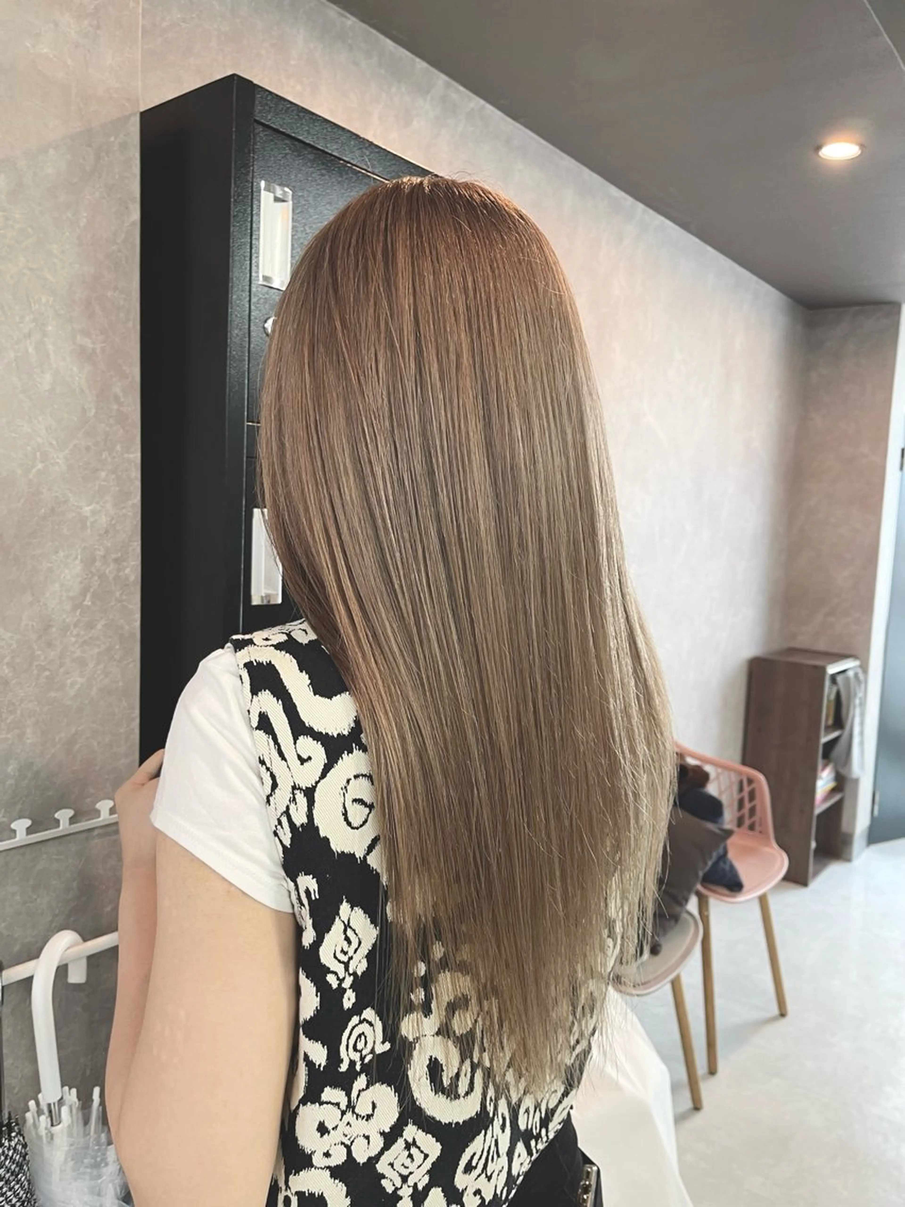 🌸本日限定🌸激安❣️透明感ダブルカラー＋プチトリートメント✨の写真