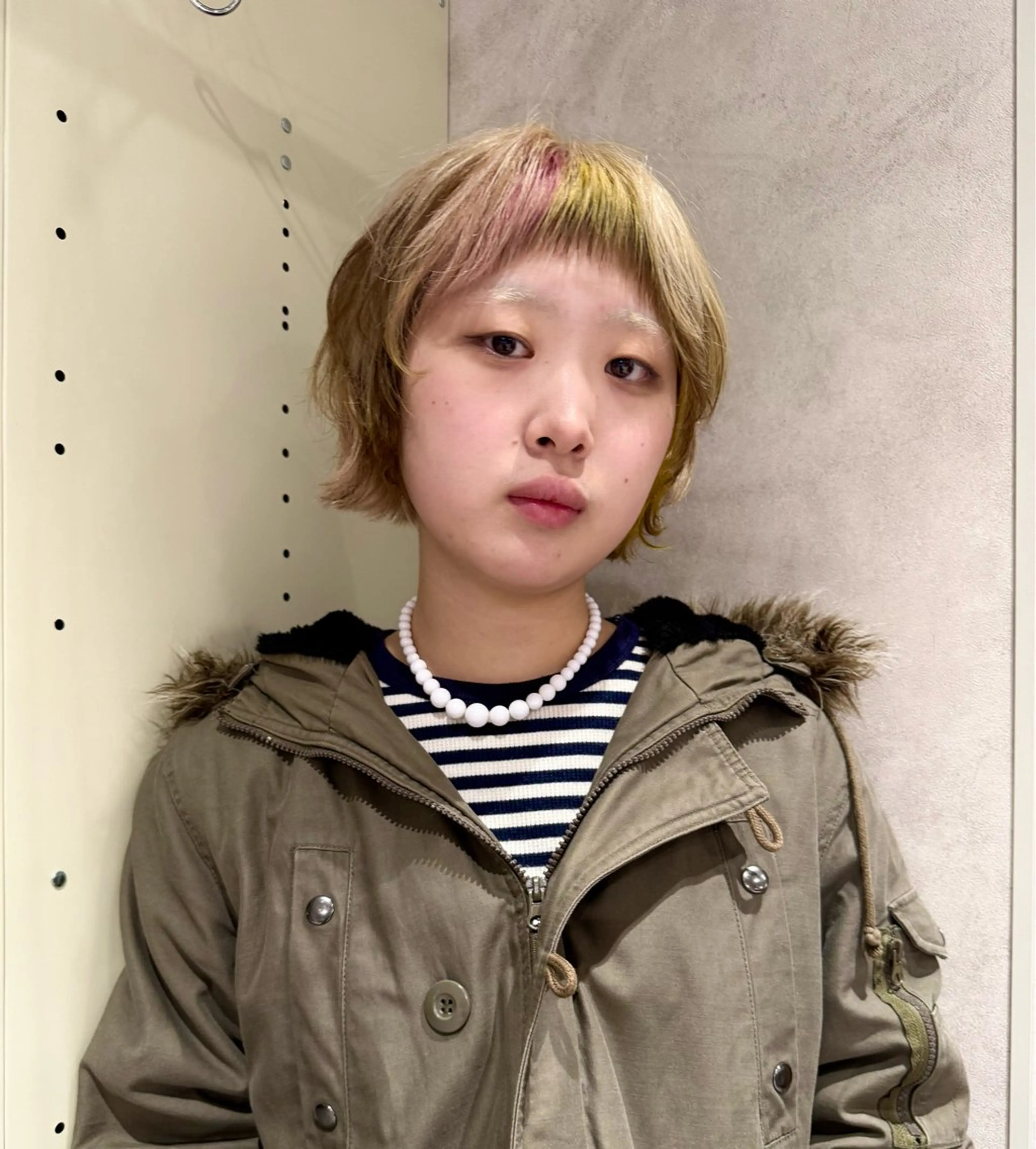 ショート ヘアカラー 🧶透明感カラー/ Yuzu/ベージュのヘアスタイル