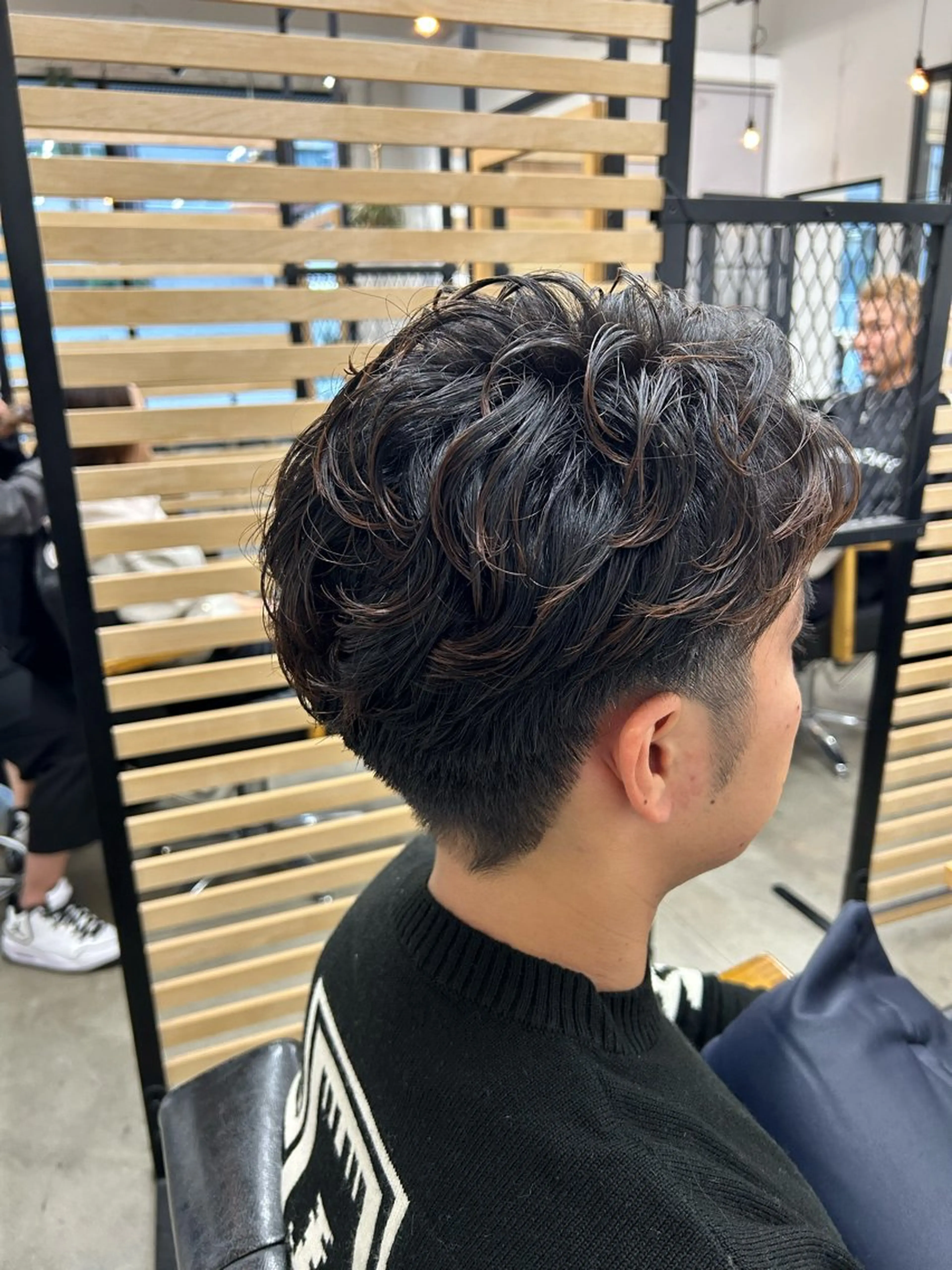 メンズ やりすぎないパーマ ニュアンスパーマのヘアスタイル