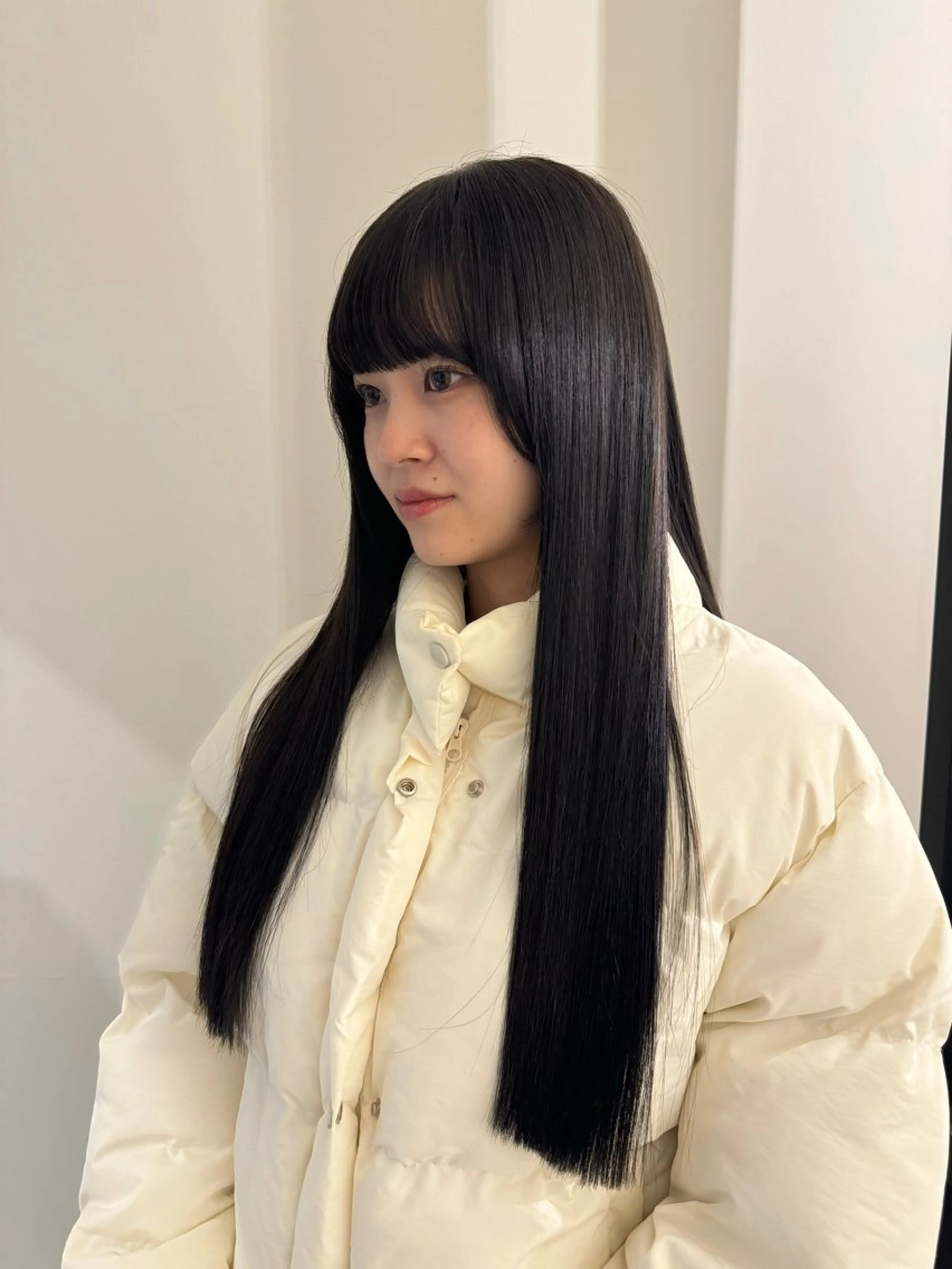 ロング カラー 内沼 恵留菜のヘアスタイル