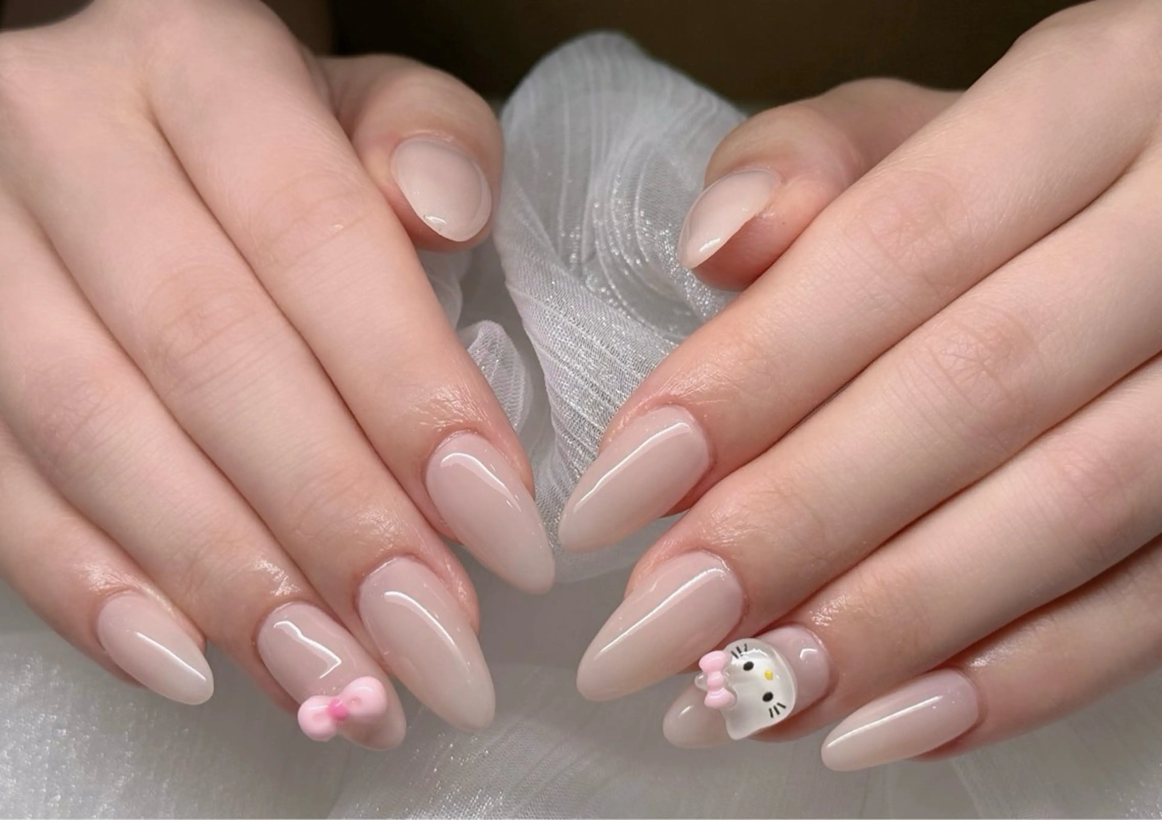 ネイル オーロラネイル ブルー チークネイル フットネイル フレンチネイル ハンドネイル JAN 168 池袋のネイルデザイン