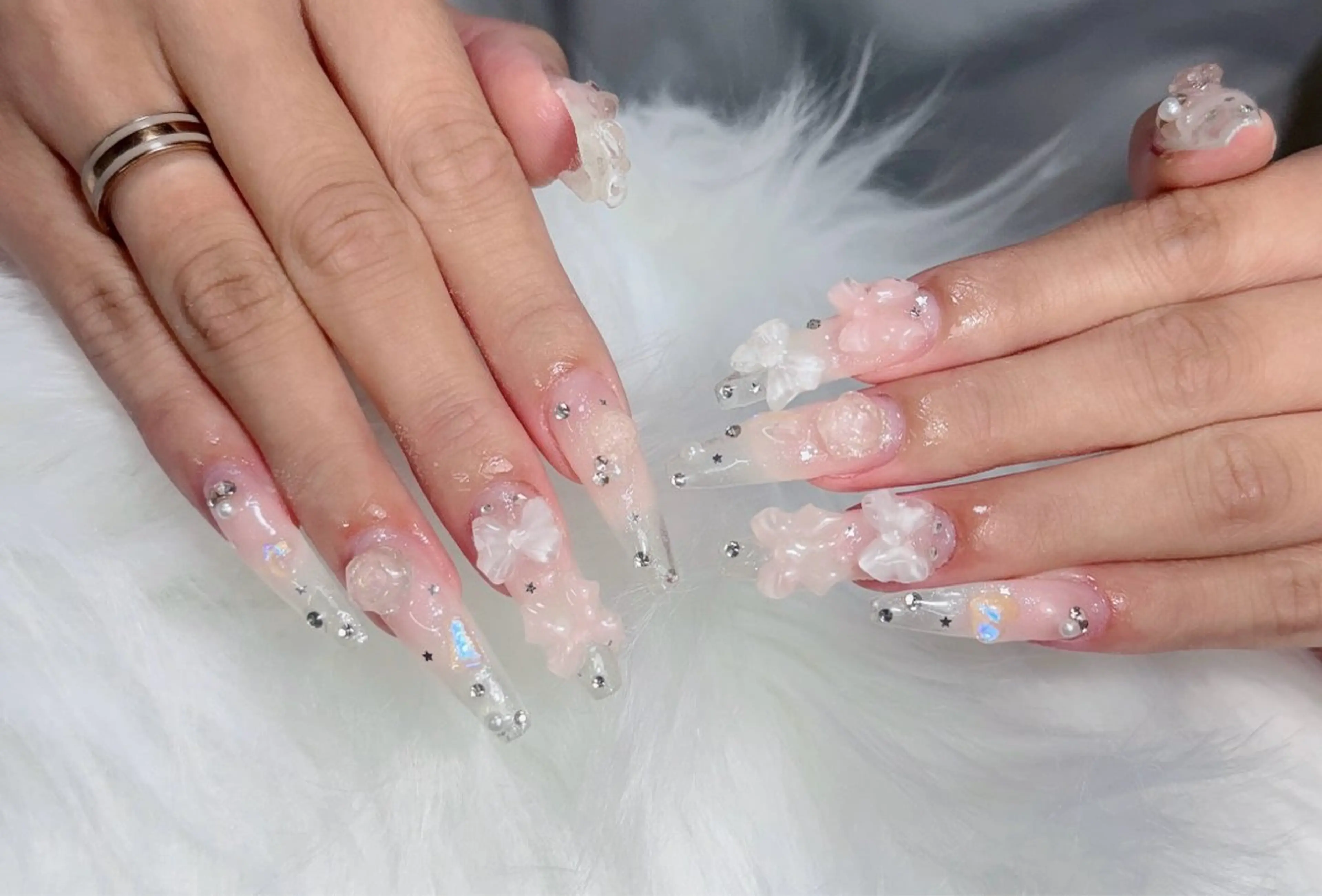 ネイル アートネイル フレンチネイル ジェルネイル 韓国ネイル マグネットネイル Lenie Nail Salonのネイルデザイン