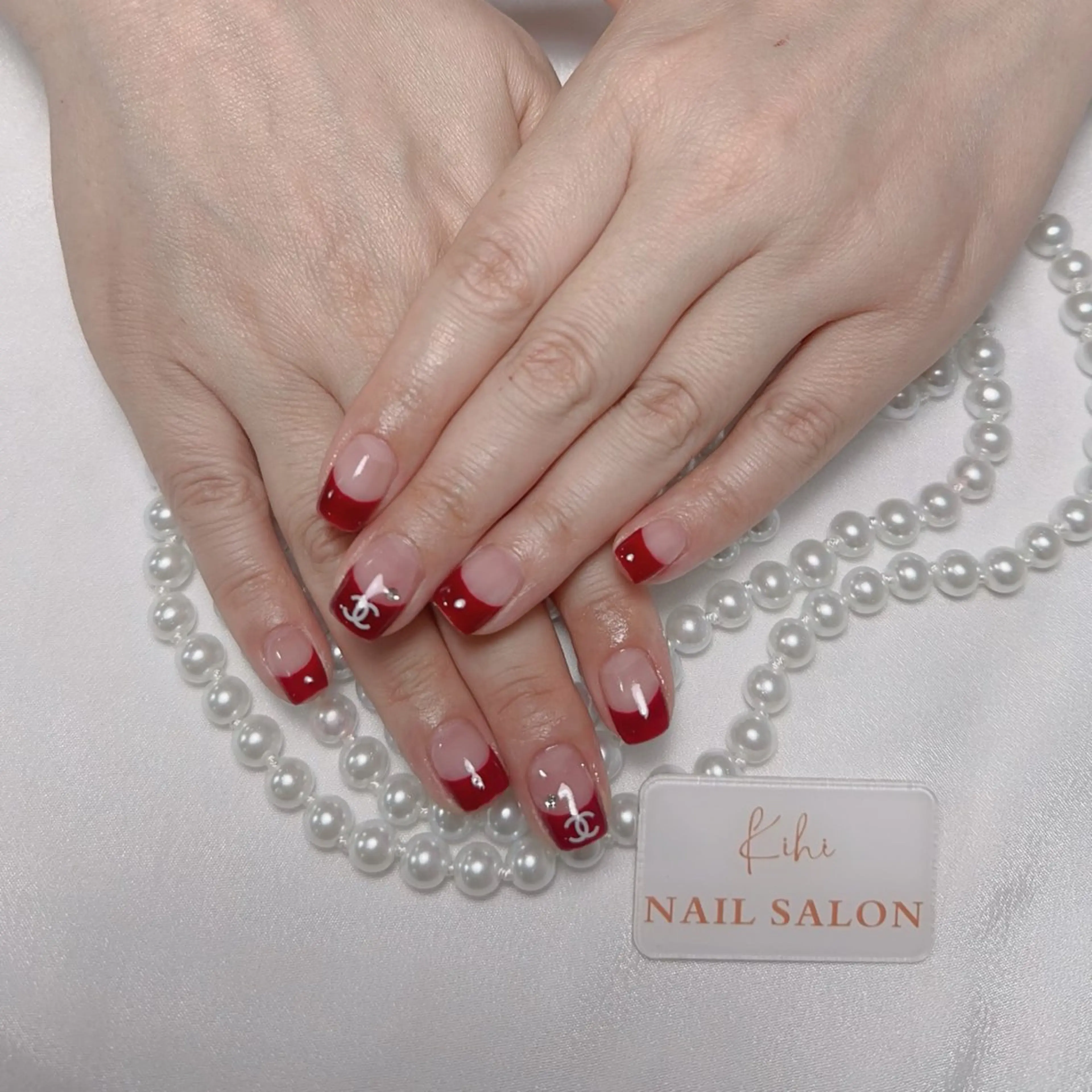 ネイル アートネイル フレンチネイル ジェルネイル グラデーション 韓国ネイル ハンドネイル 💕鈴木ユリ パラジェル/オフ無料のネイルデザイン