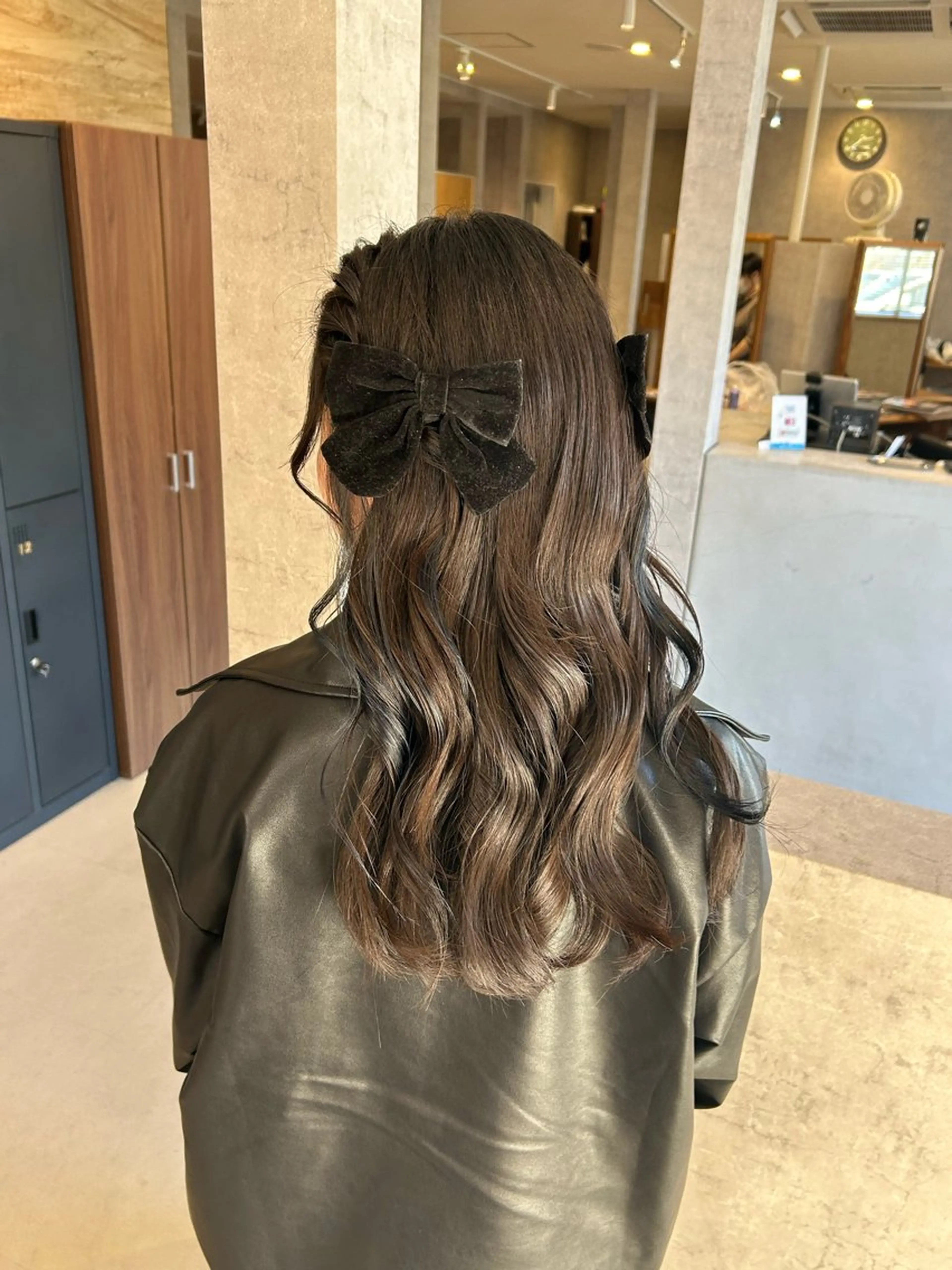 ロング カラー ヘアアレンジ suri-ru hair【スリールヘアー】所属・FURUSAWA AOIのヘアスタイル