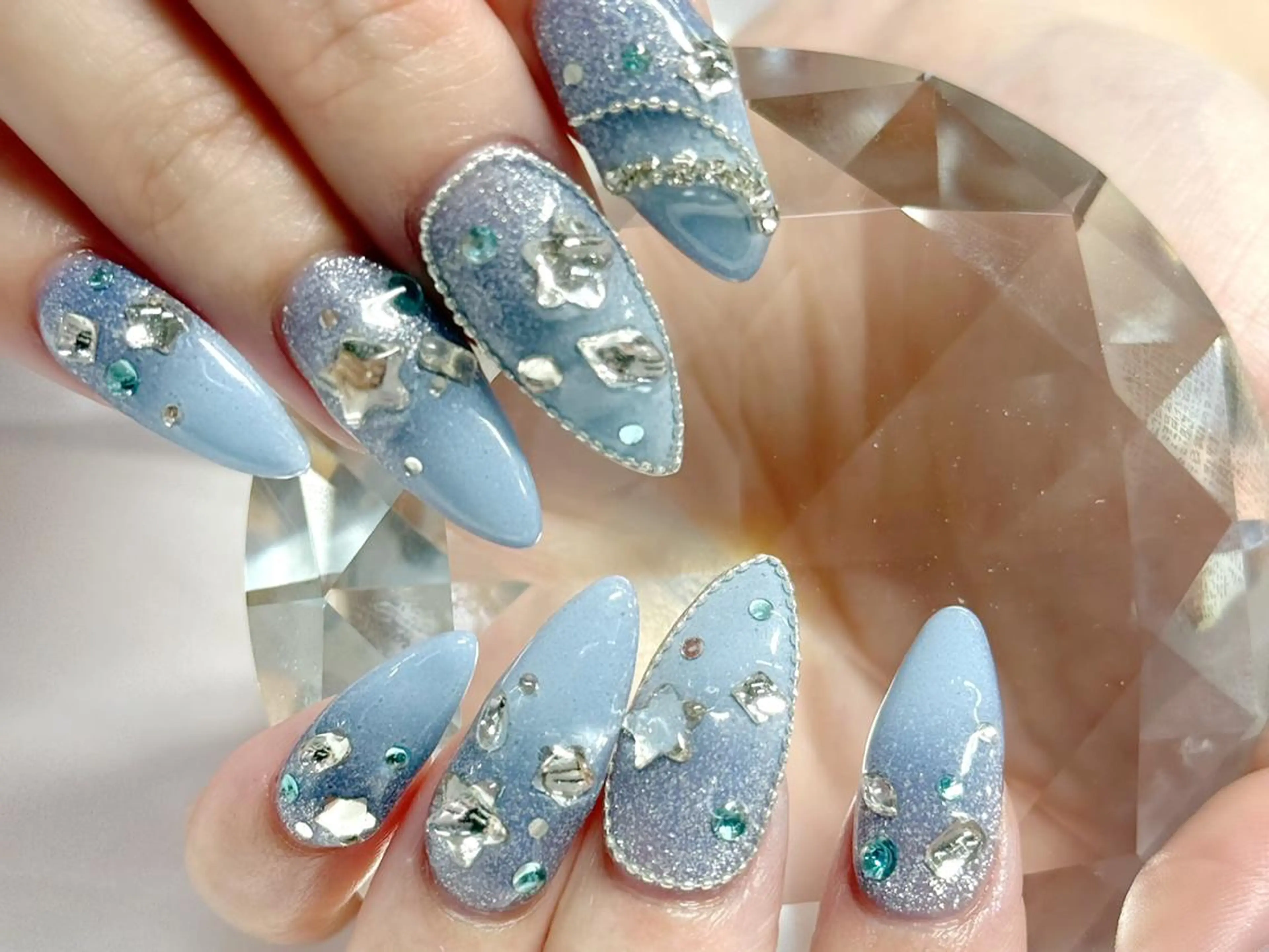 ネイル ガーリー ワンホンネイル ハンドネイル WOLTOKYO🌙 渋谷韓国ネイルのネイルデザイン