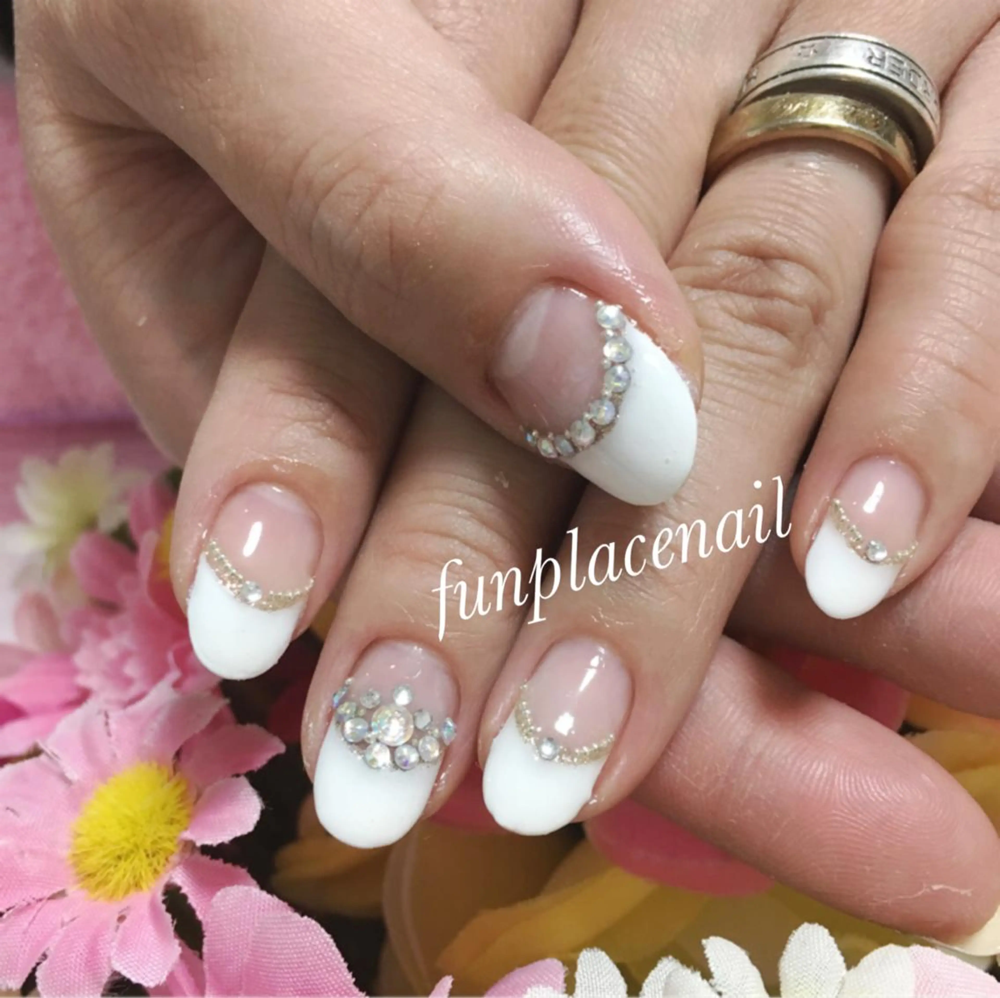 ショート ミディアム セミロング ロング カラー パーマ ヘアアレンジ キッズ ネイル マツエク・マツパ 持ち込み nail salon＆school felice所属・フェリーチェ瑞江店 新山のネイルデザイン