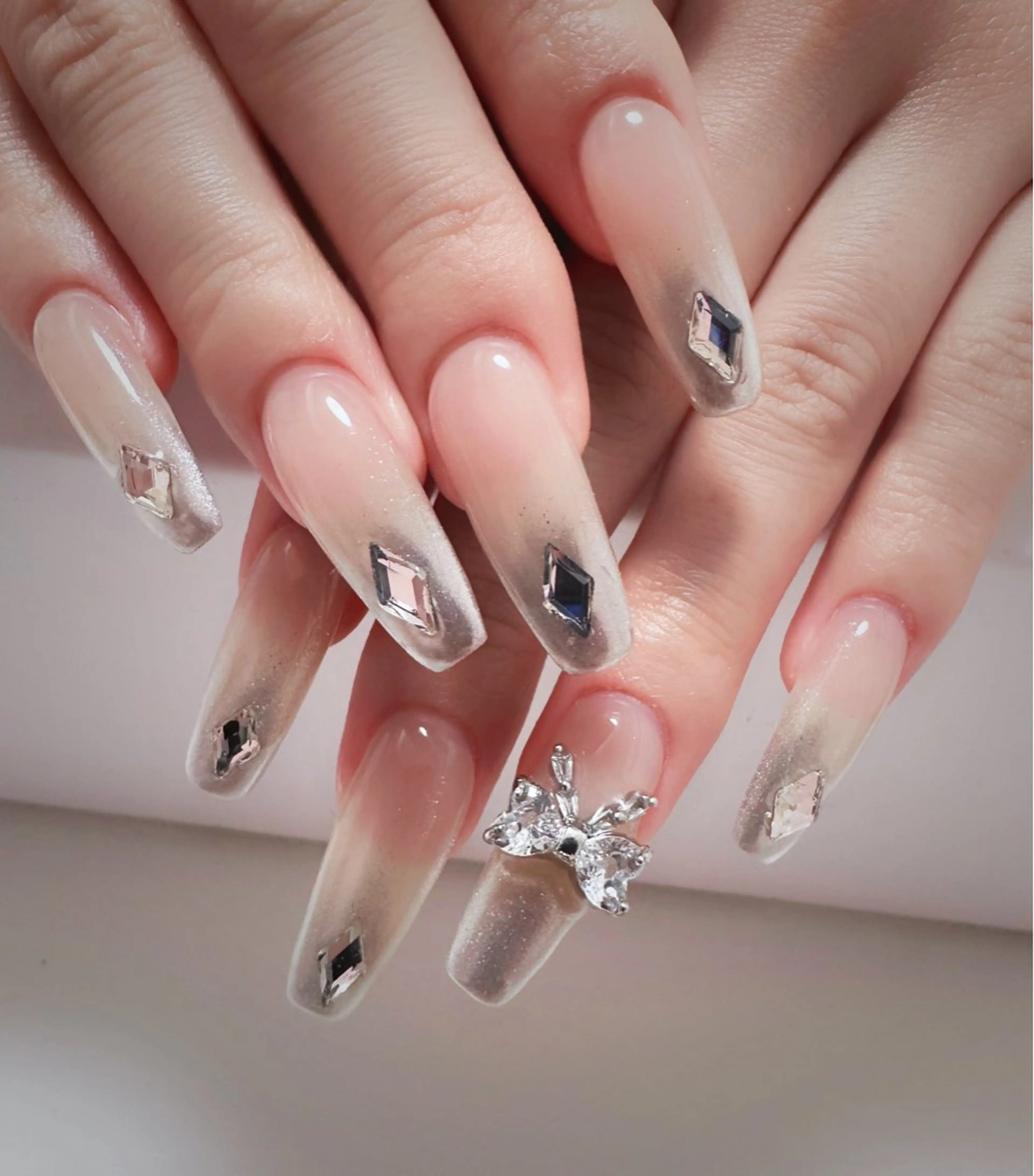 ネイル ハンドネイル 👍thumbs up nail👍のネイルデザイン