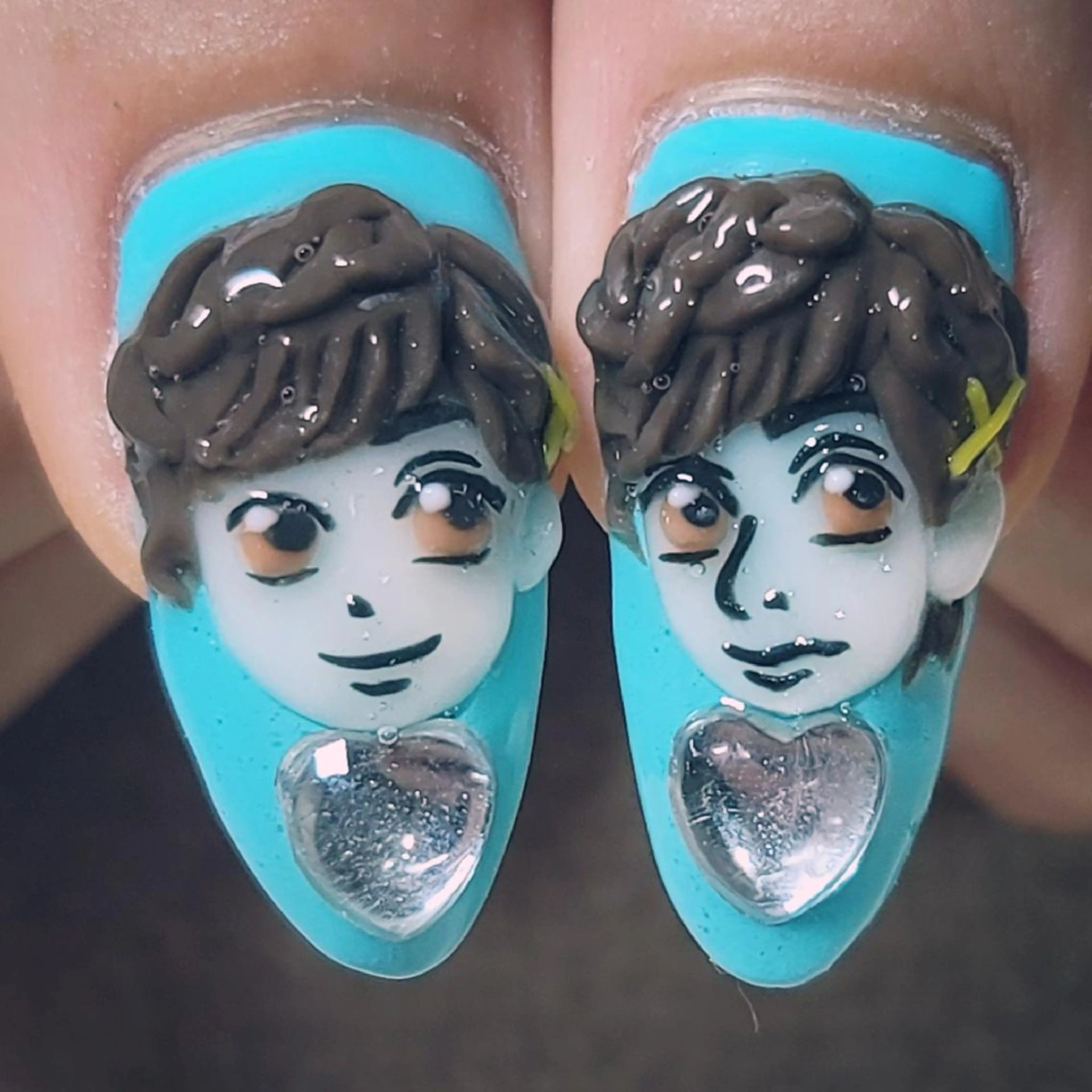 ネイル ハート 持ち込み ストーンネイル ハンドネイル よしだ ひろきのネイルデザイン