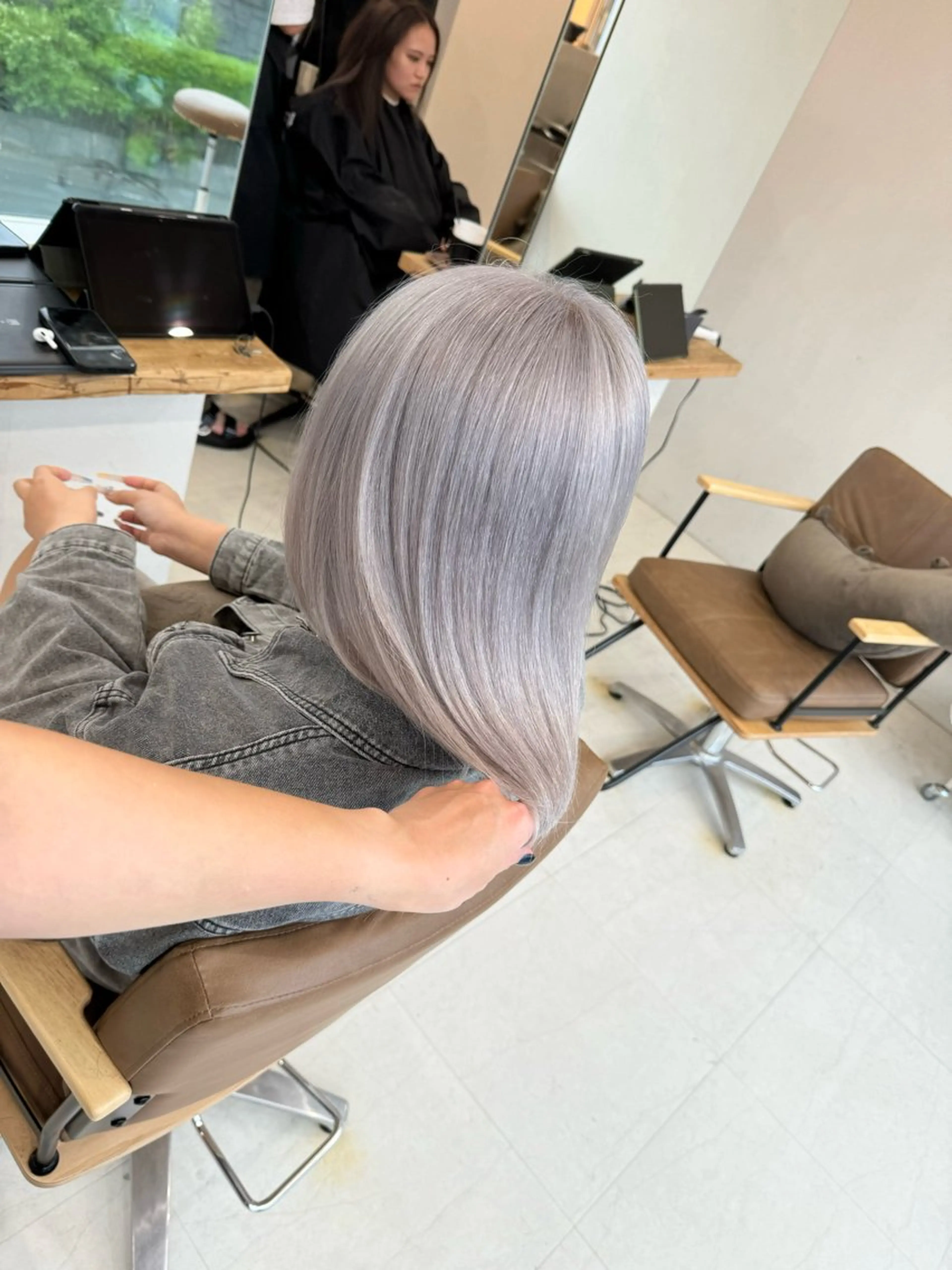 ミディアム ヘアカラー アルーナビューティデザイン所属・鈴木 妃帆未のヘアスタイル