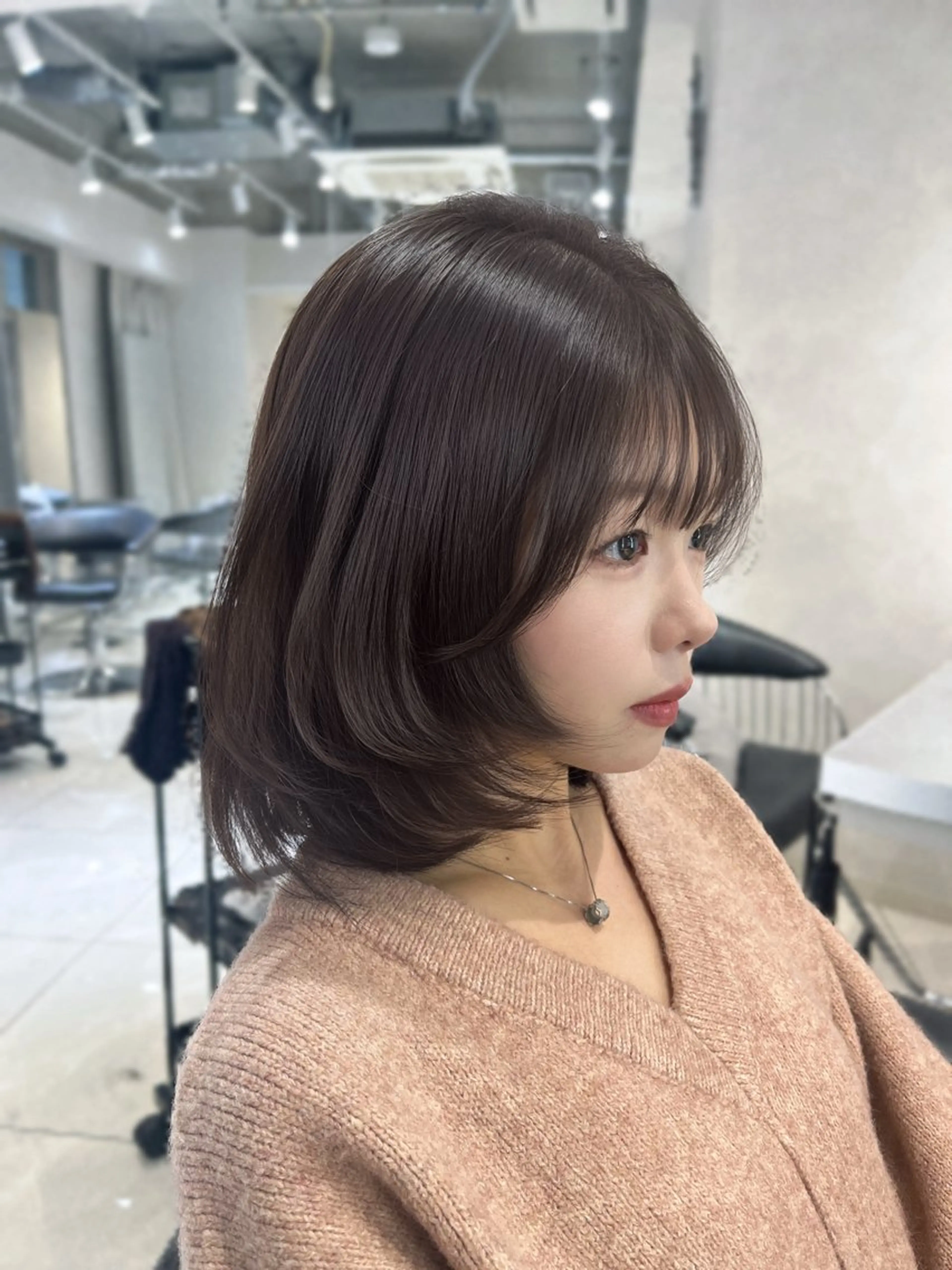 ミディアム カラー 伸ばしかけ レイヤーカット カット ヘアカラー トリートメント 韓国レイヤー×モテ髪 /MITSUKI🤍のヘアスタイル
