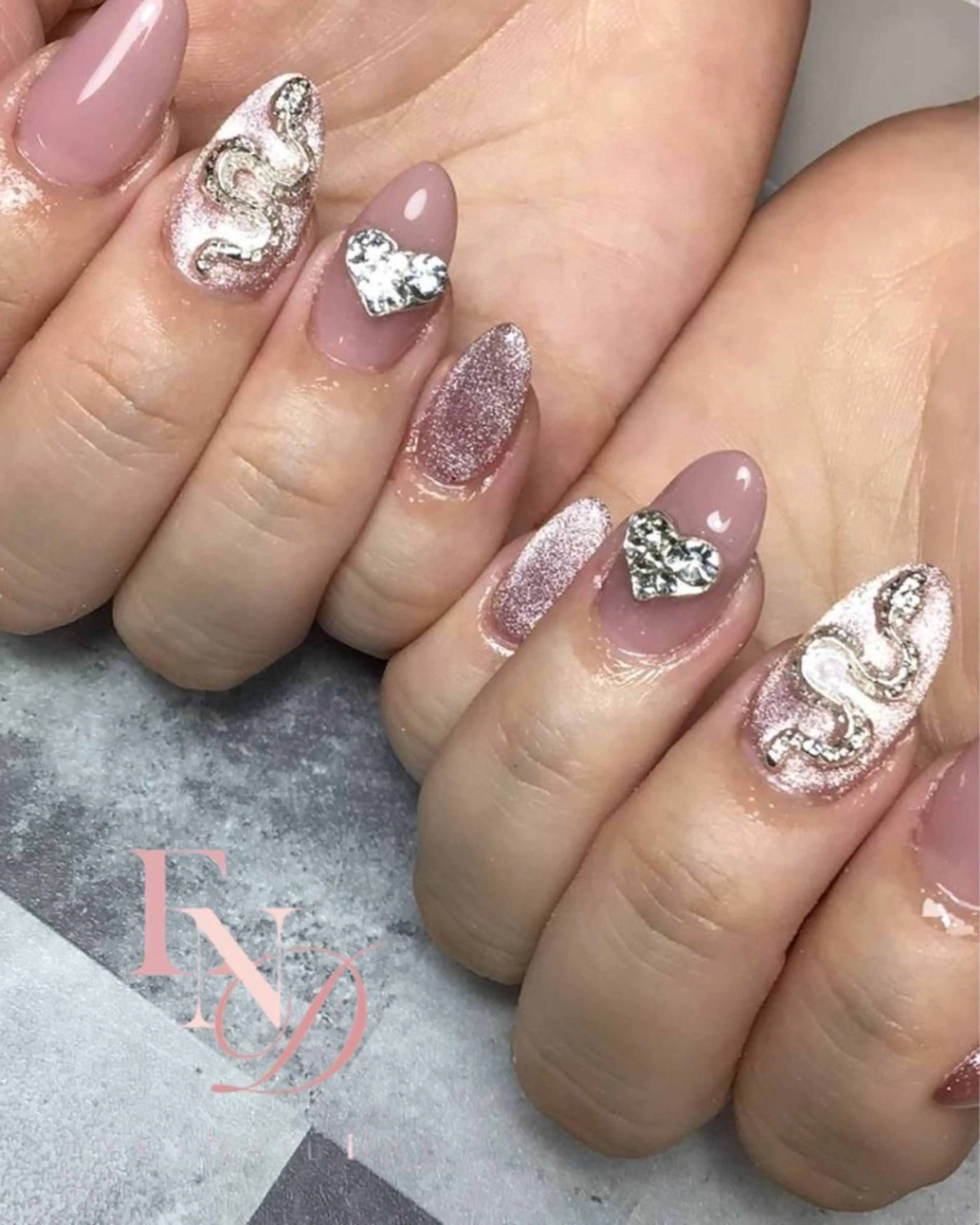 ネイル ハンドネイル Eye& NailDayのネイルデザイン