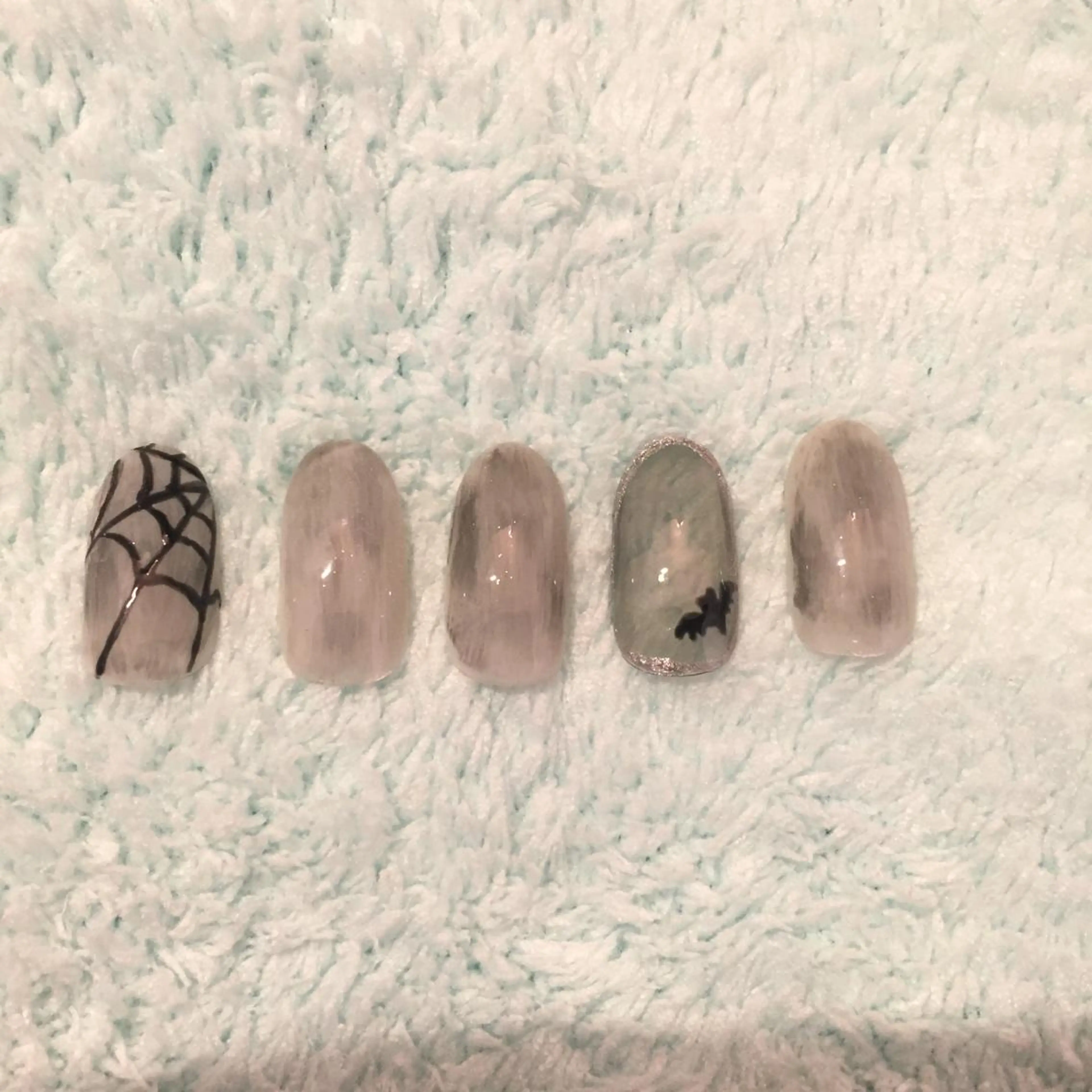 ネイル BANBINANAIL所属・イリネコ マリのネイルデザイン