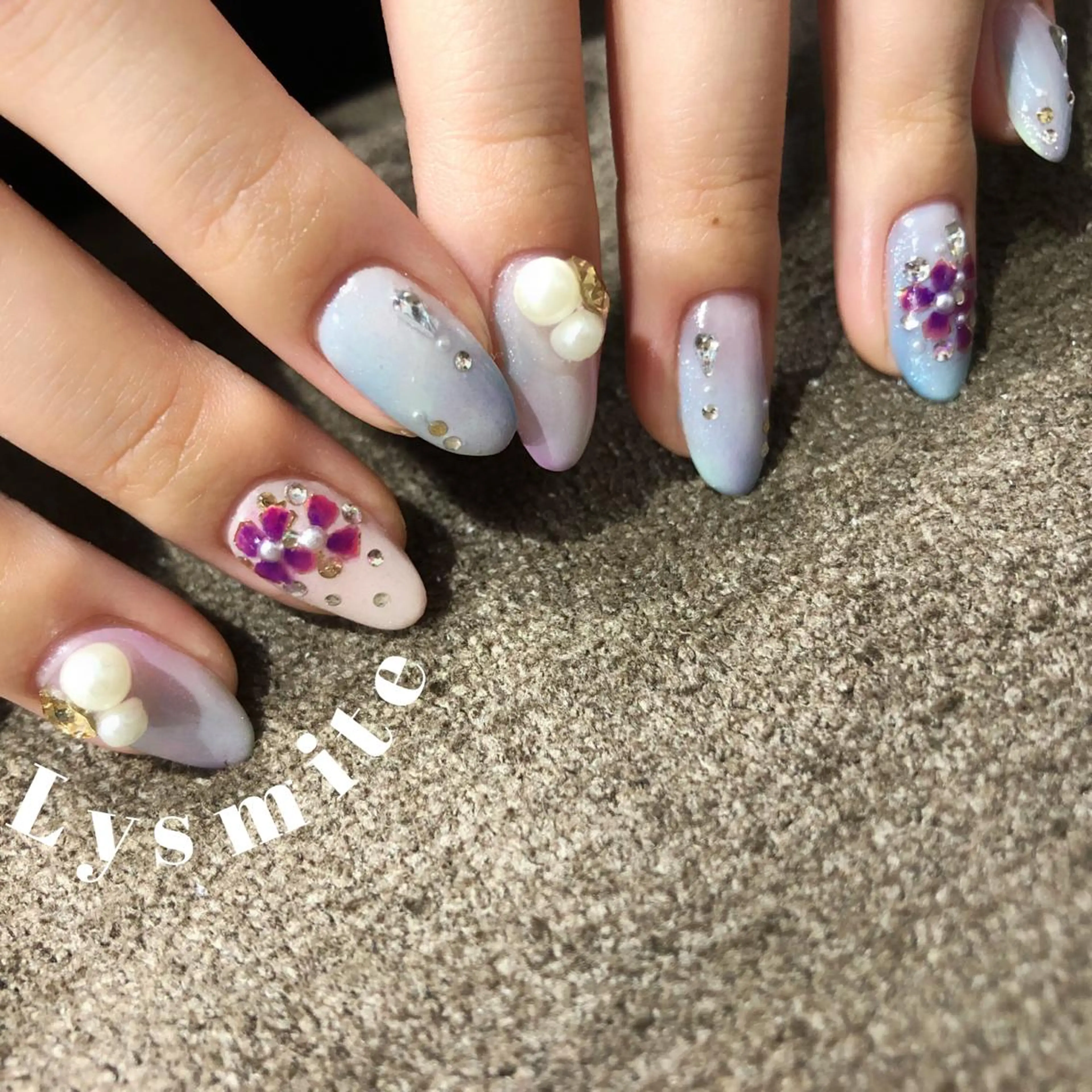 ネイル Lysmite所属・岩本 美香のネイルデザイン