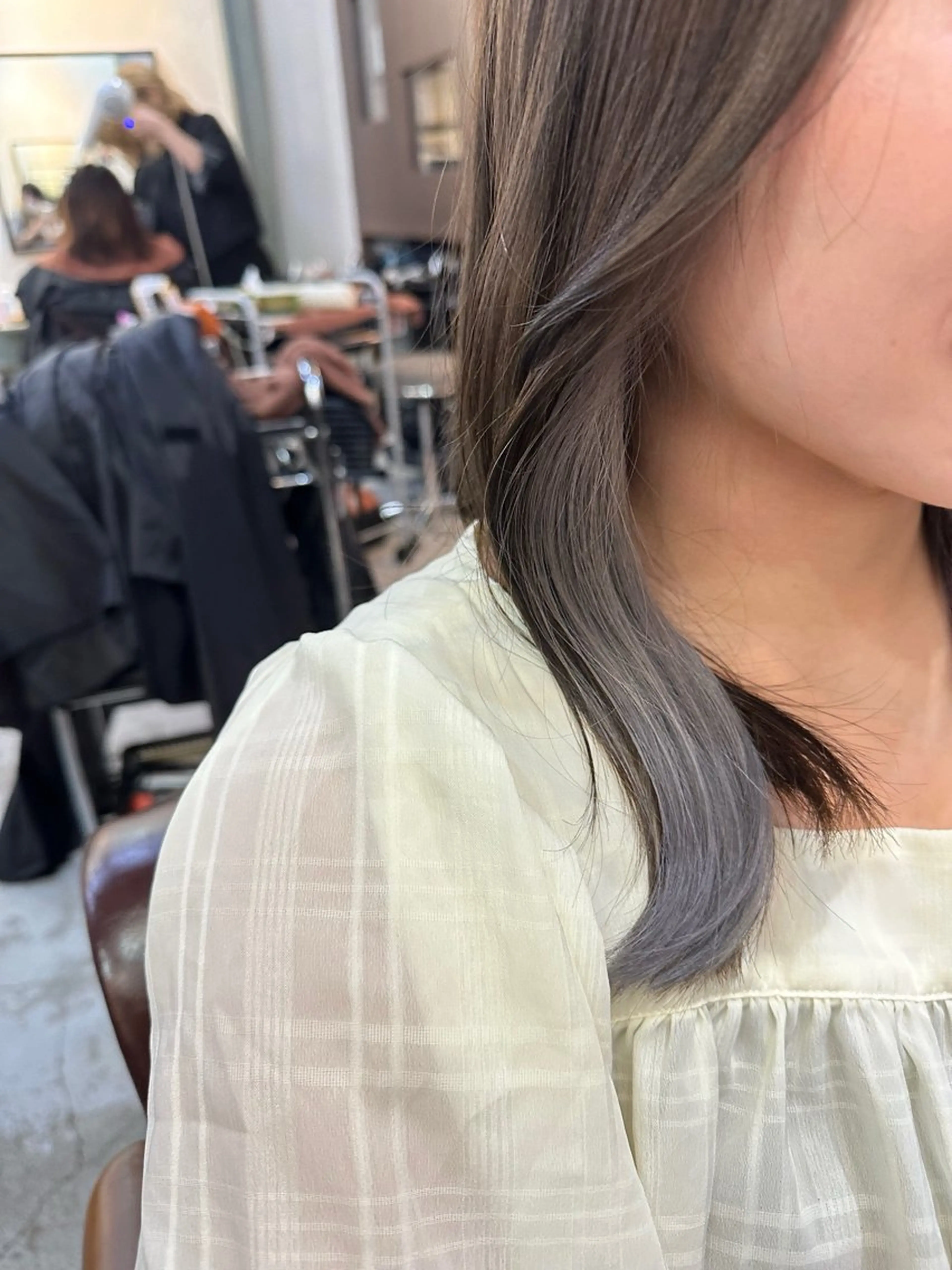ミディアム no aのヘアスタイル