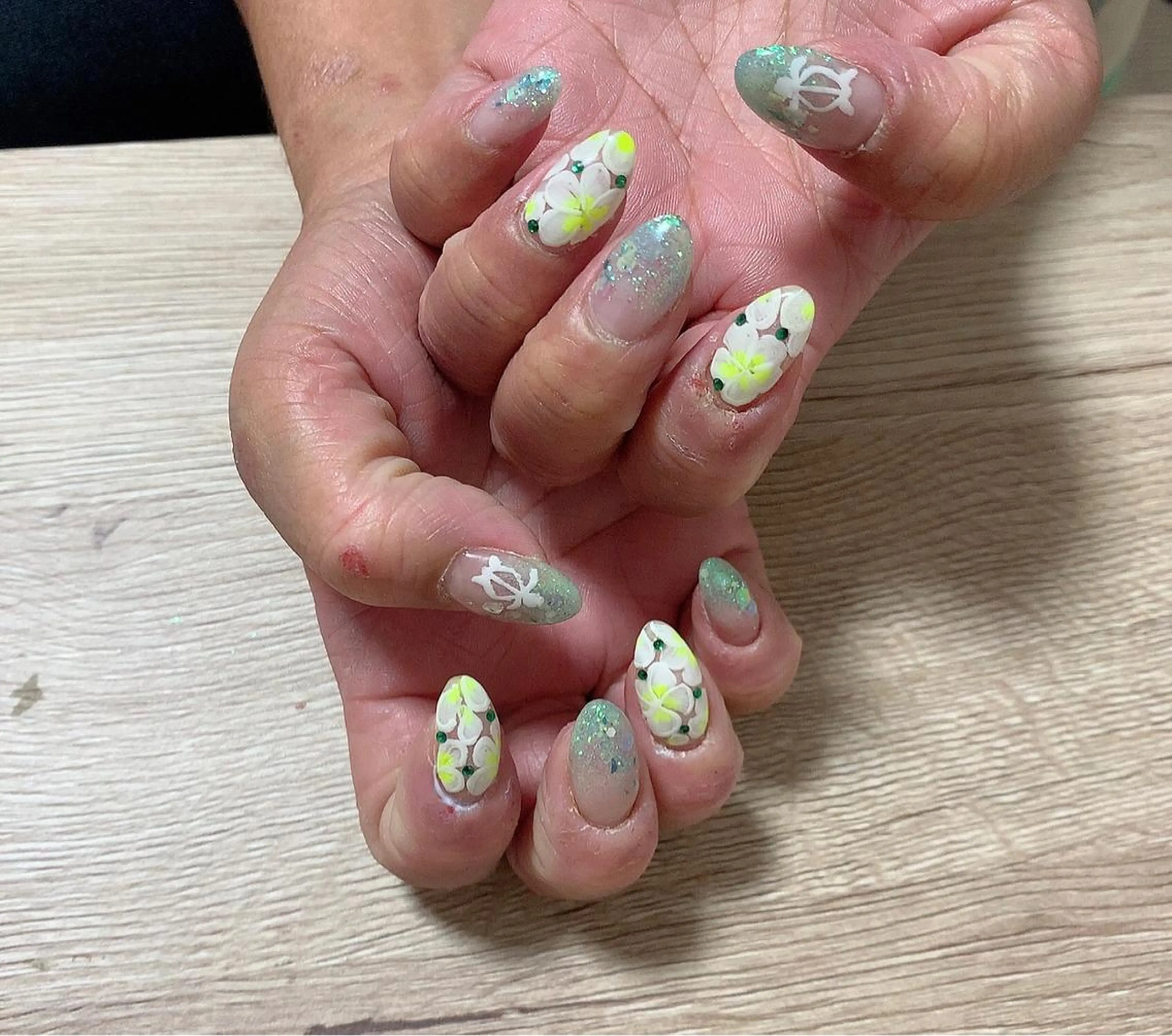 ネイル ハンドネイル MINAMI nailsのネイルデザイン