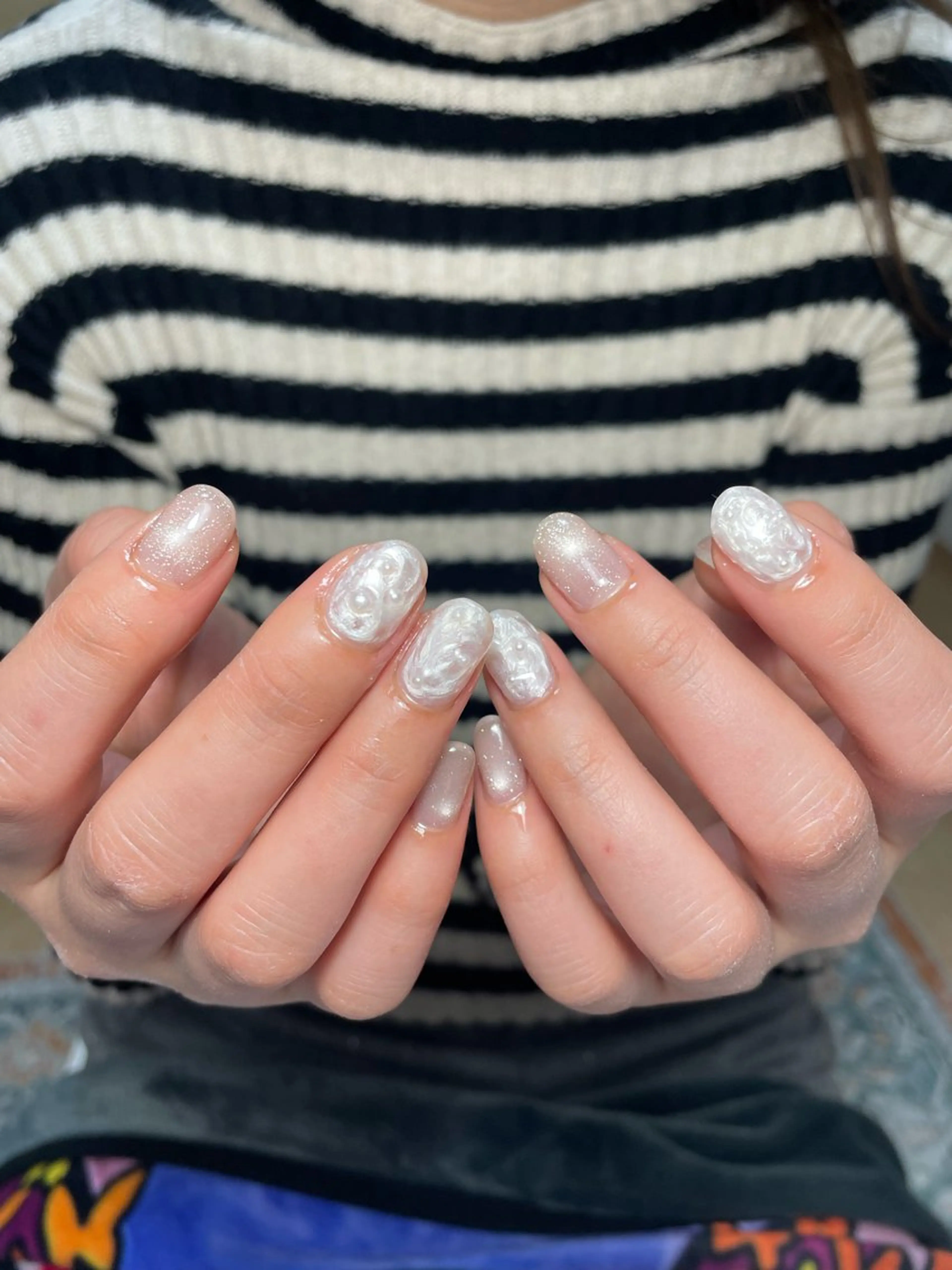 ネイル キラキラネイル マグネットネイル ニュアンスネイル オフィスネイル シンプルネイル ハンドネイル miinail miyuuのネイルデザイン