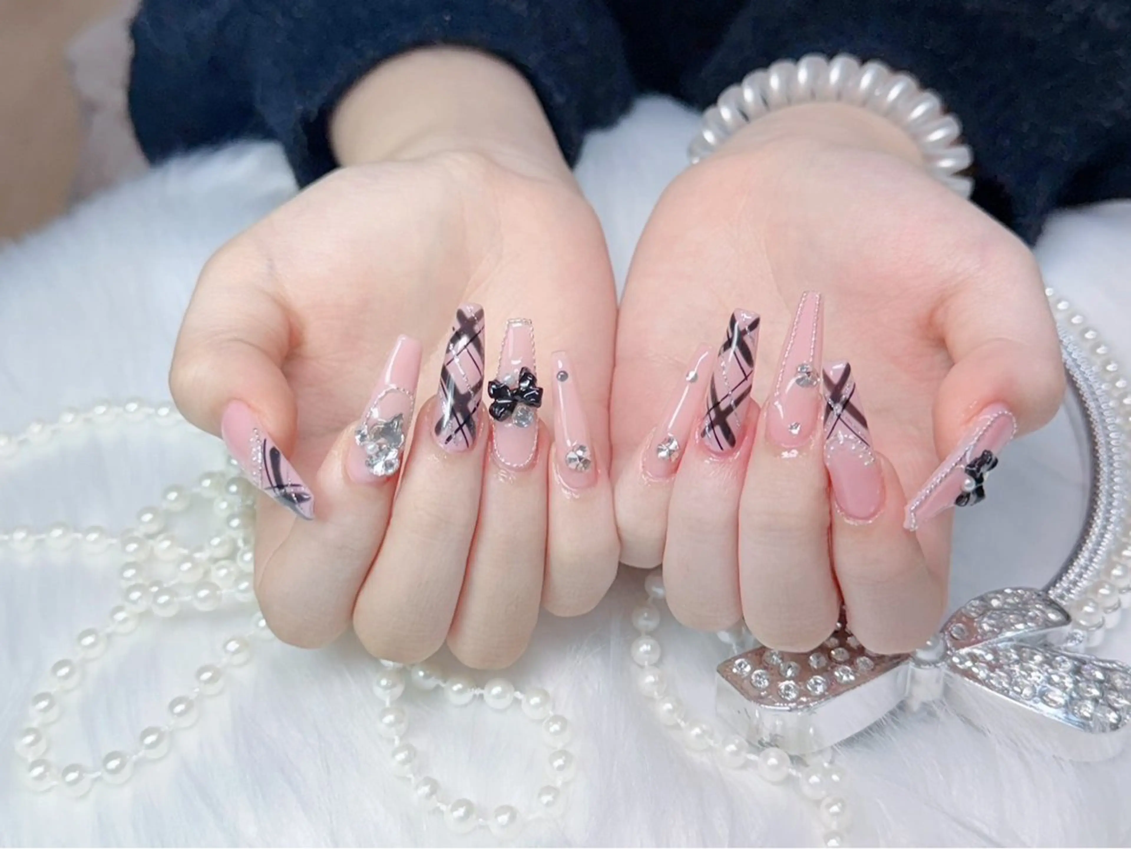 ネイル アートネイル ジェルネイル グラデーション キラキラネイル 韓国ネイル MIYU．nail Mariaのネイルデザイン