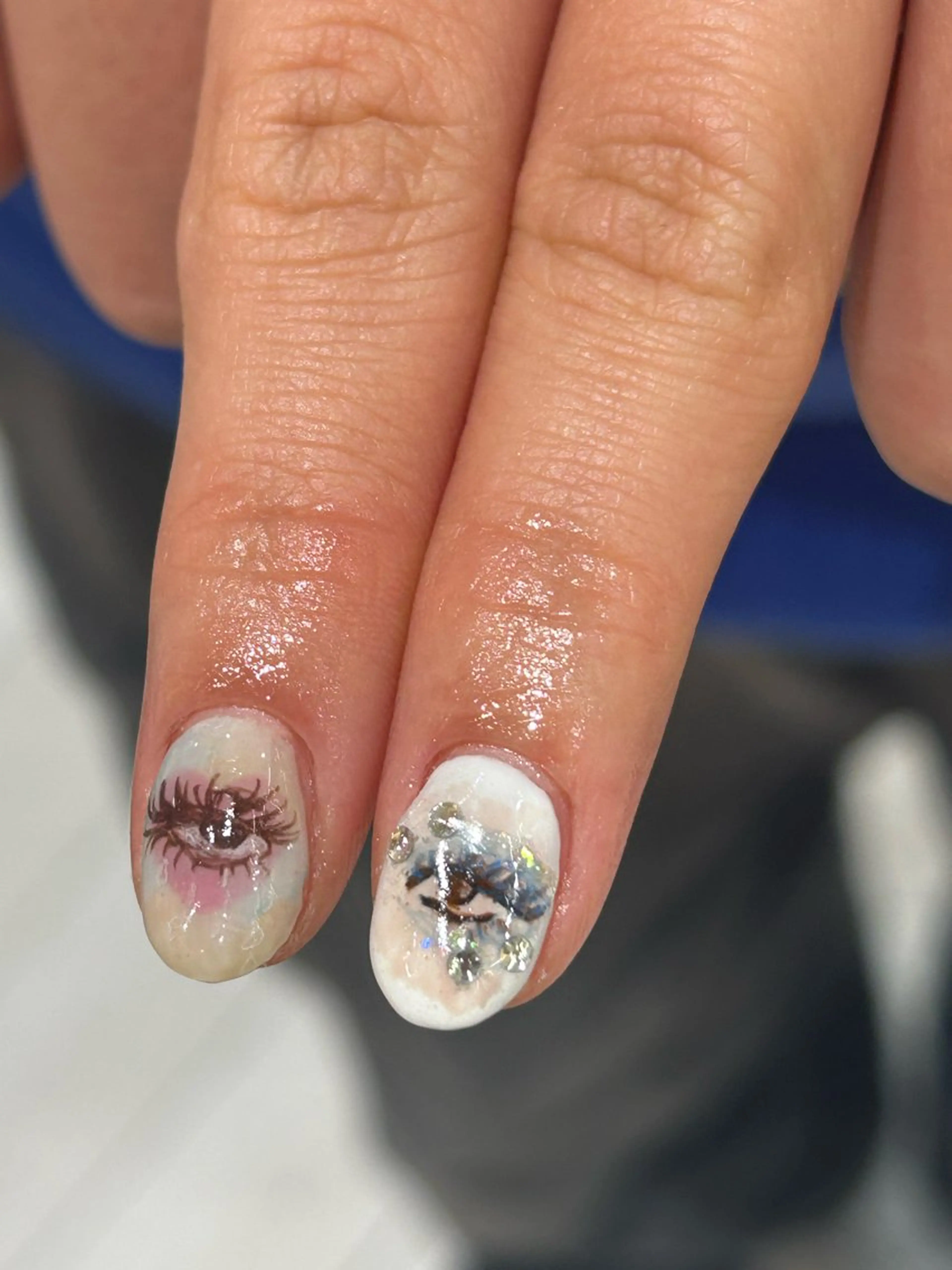 ネイル ꪆৎ平行アーチ ྀི ワカナの眉毛・アイブロウイメージ