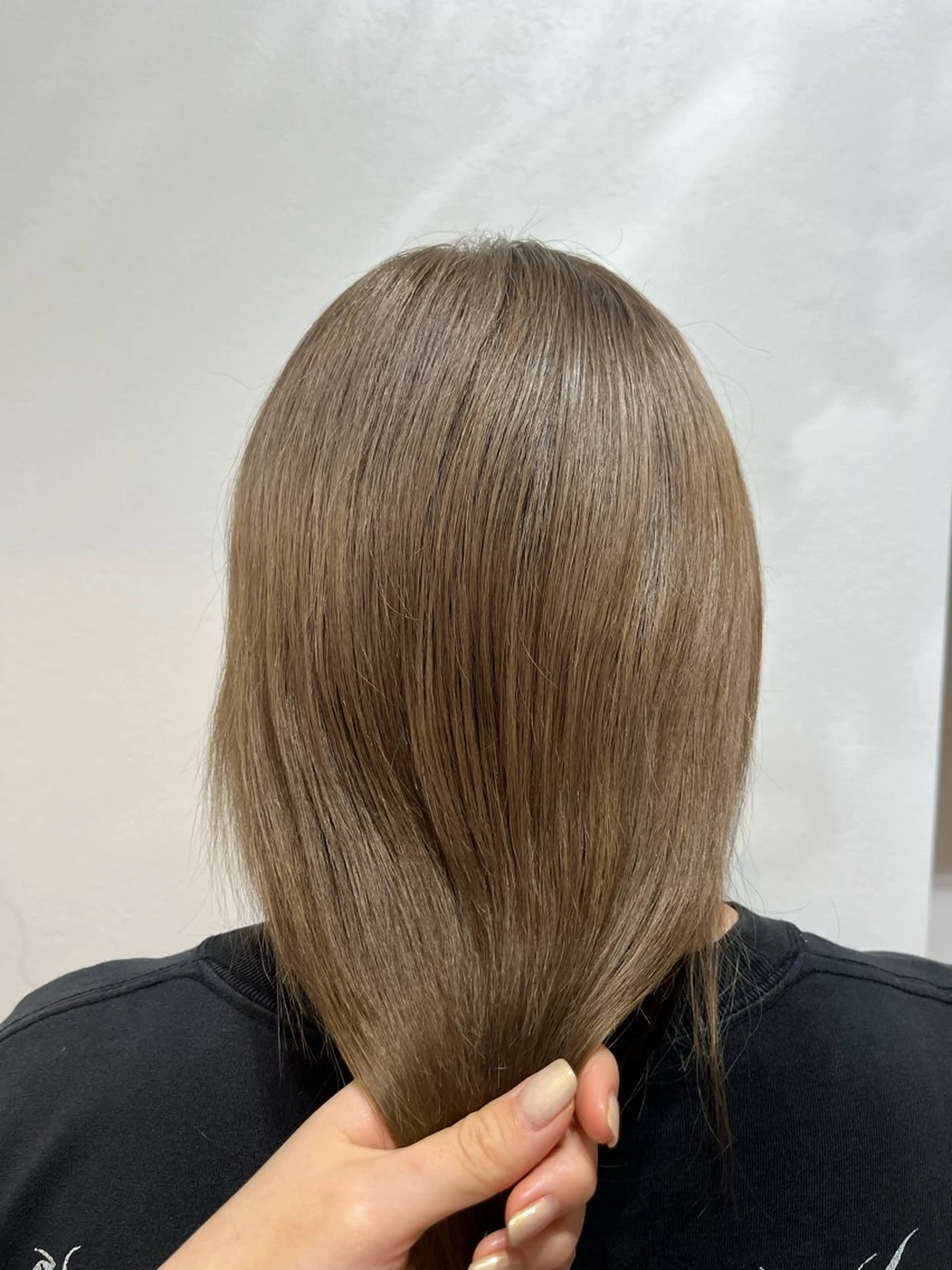 カラー ベージュカラー ブリーチ bisou hair スガノ　カヤノのマツエク・マツパデザイン