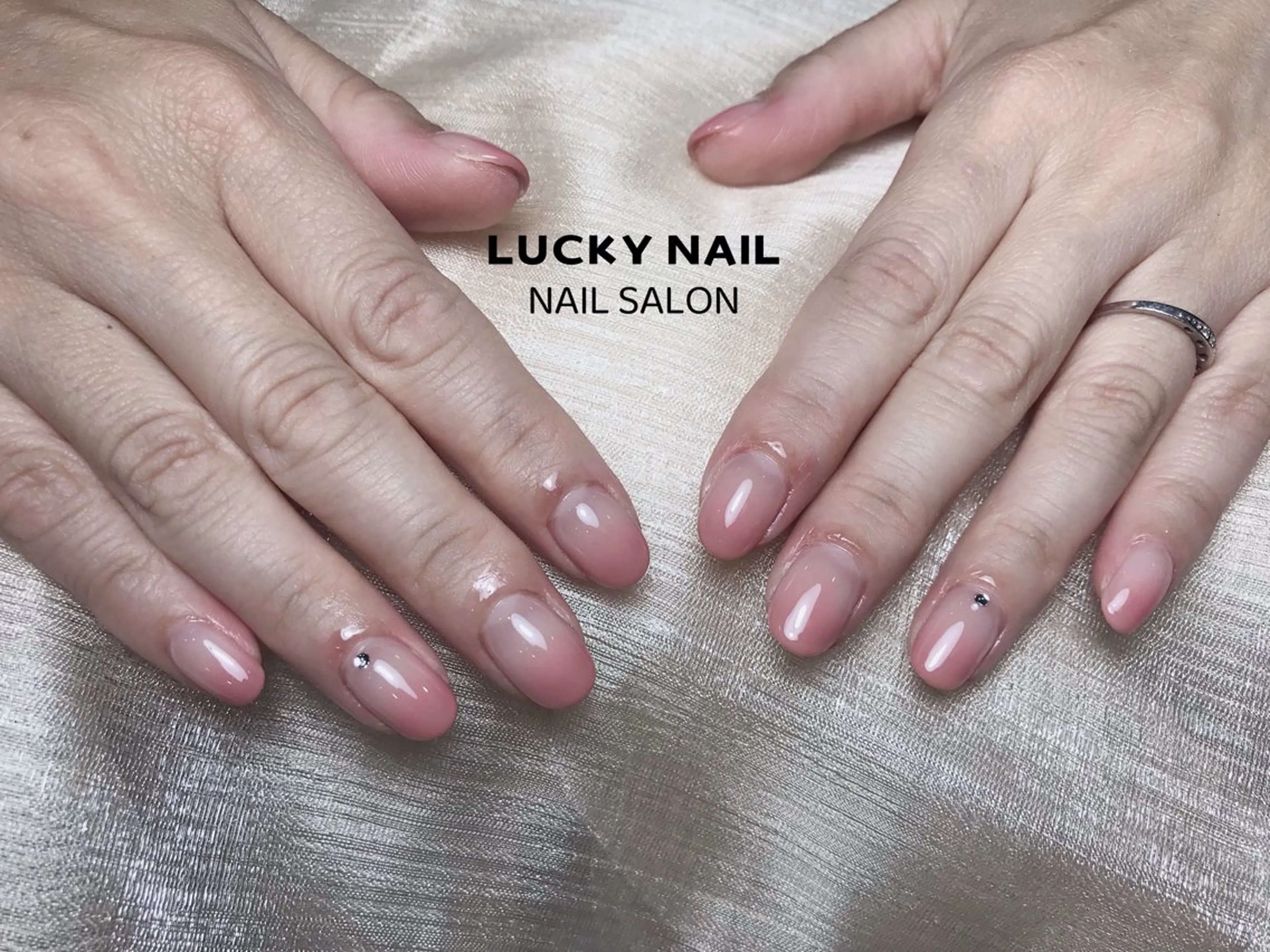 ネイル LUCKY NAILのネイルデザイン
