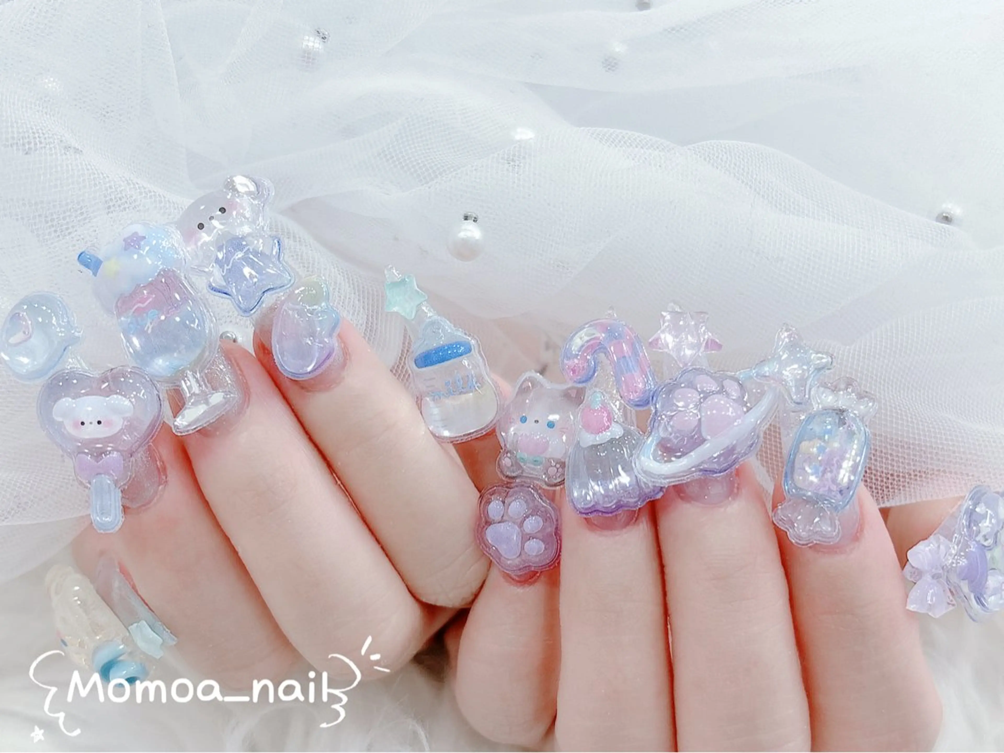 ネイル 成人式 ロングネイル マグネットネイル 大理石ネイル(マーブル) リボン ハンドネイル MoMoA Nail ネイル長さ出し専門店のネイルデザイン