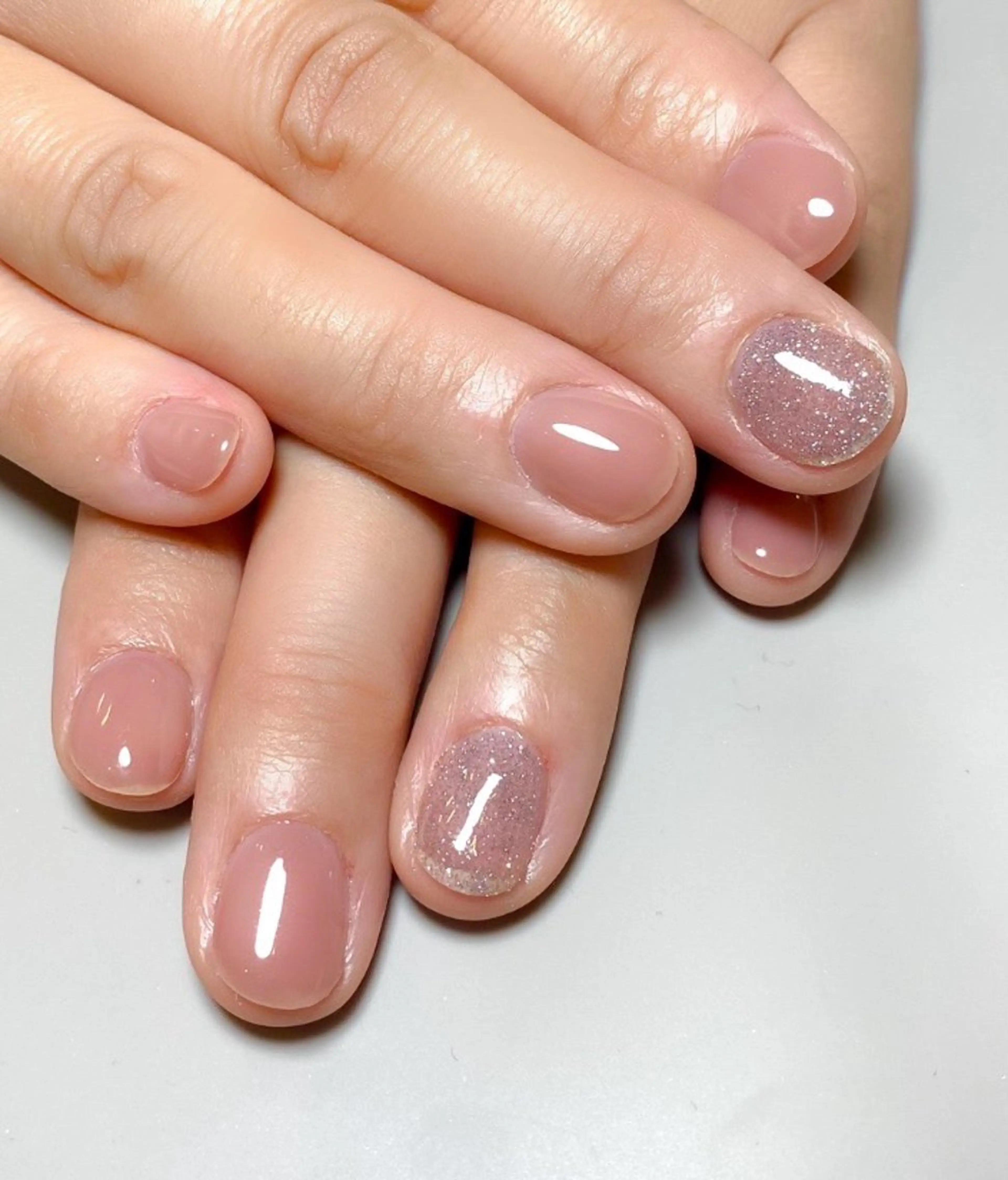 ネイル フラッシュネイル ワンカラーネイル ハンドネイル foz.luce所属・新宿 HIKARIのネイルデザイン