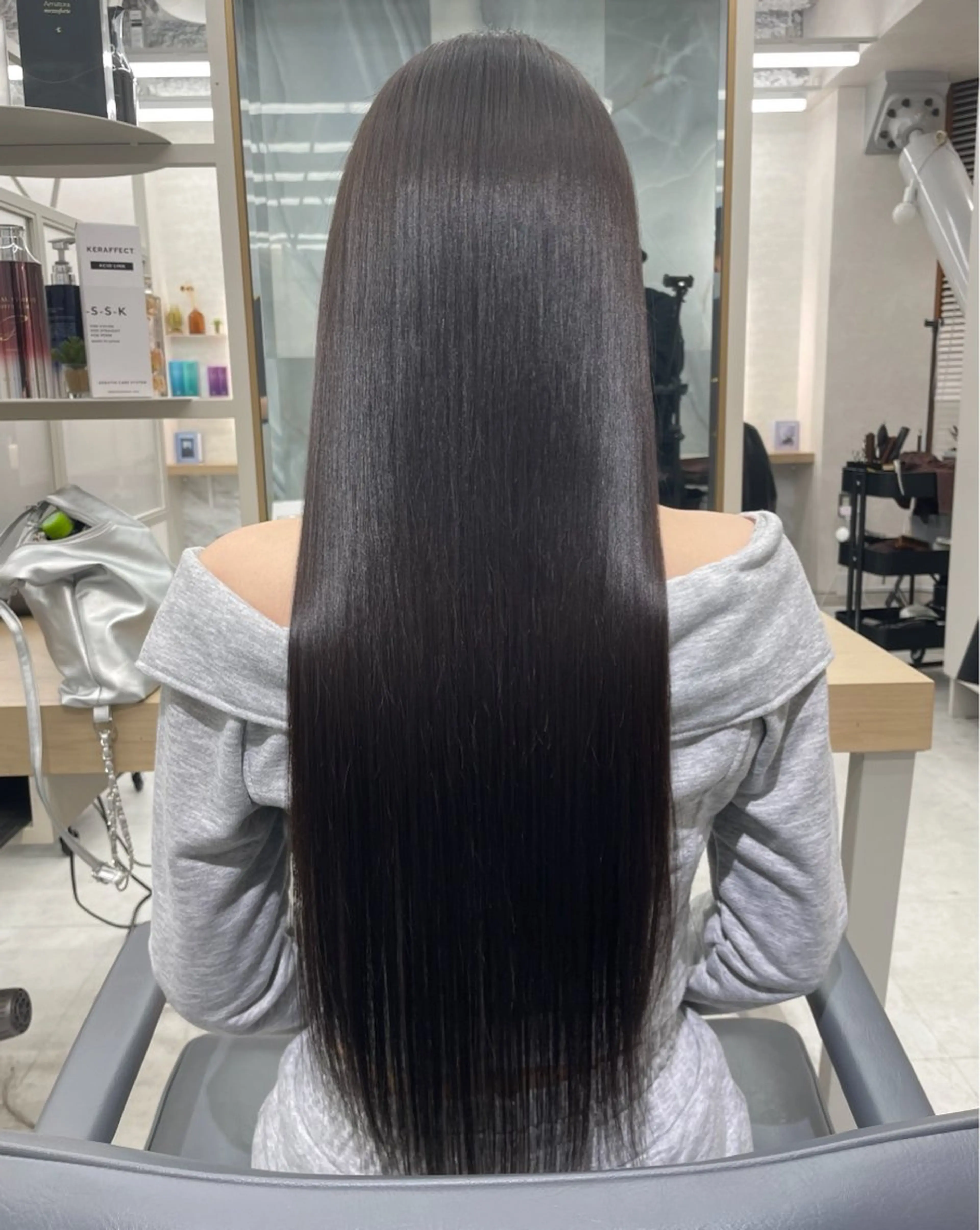 平日限定 ✨最高級髪質改善ULTOWトリートメント＆りんご幹細胞 極上ヘッドスパ付き😊素敵な美髪お任せください✨の写真