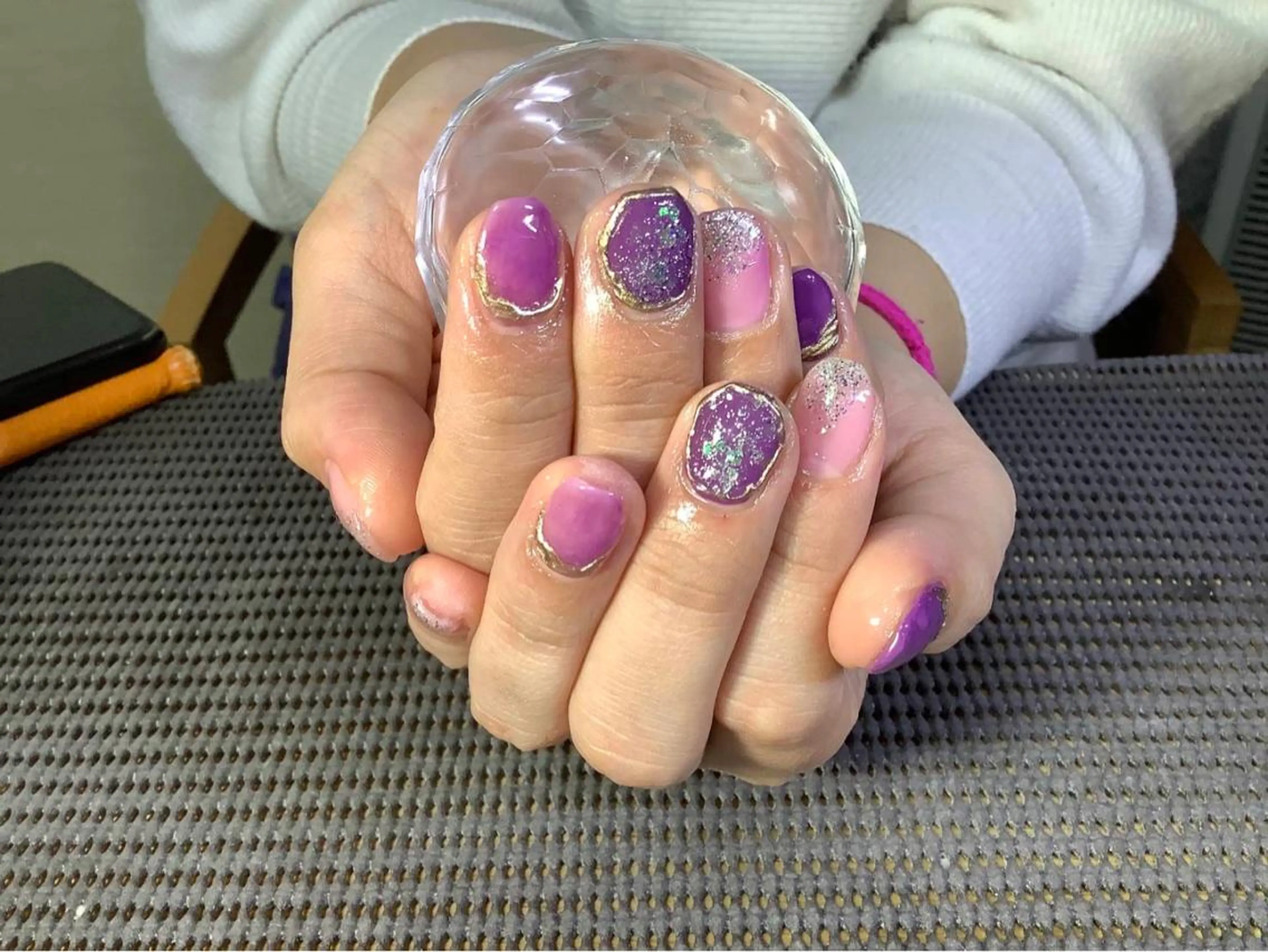 ネイル フラワー ムーンのネイルデザイン