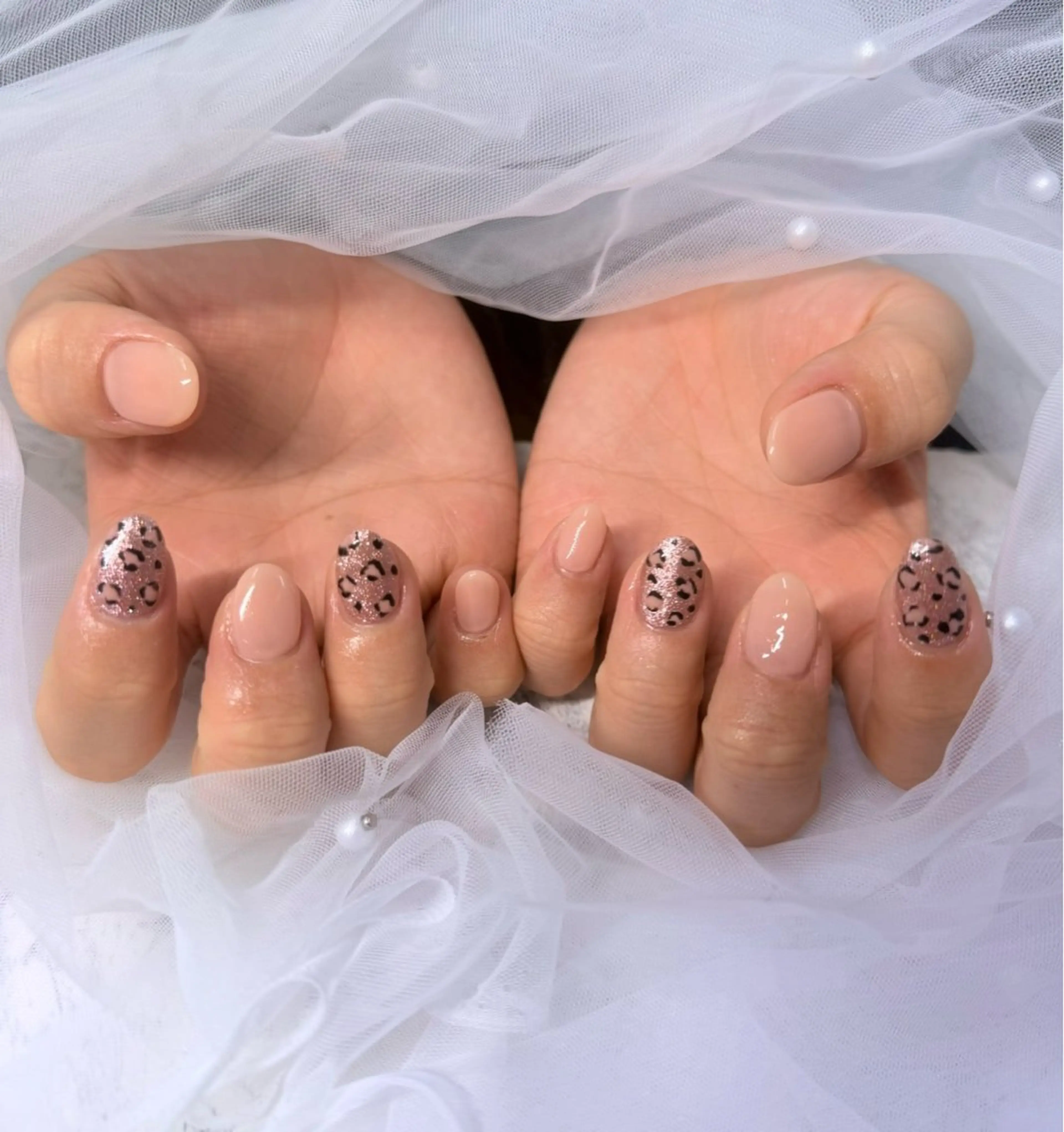 ネイル アニマル柄 アートネイル ラメ(グリッター) はあとねいる 松戸駅前店のネイルデザイン