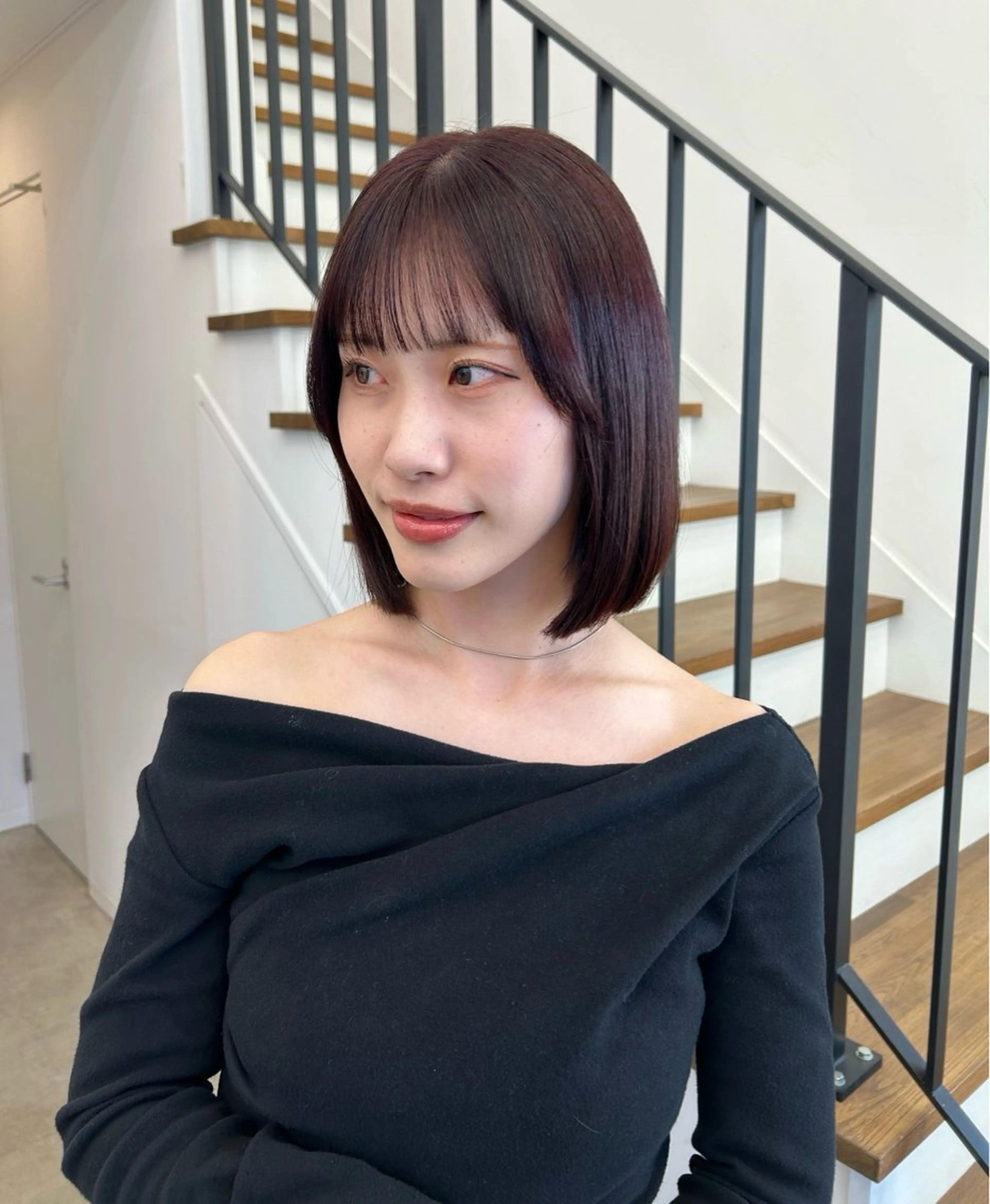 ミディアム レッドブラウン ボブ サイドバング カット 本澤 朋香のヘアスタイル