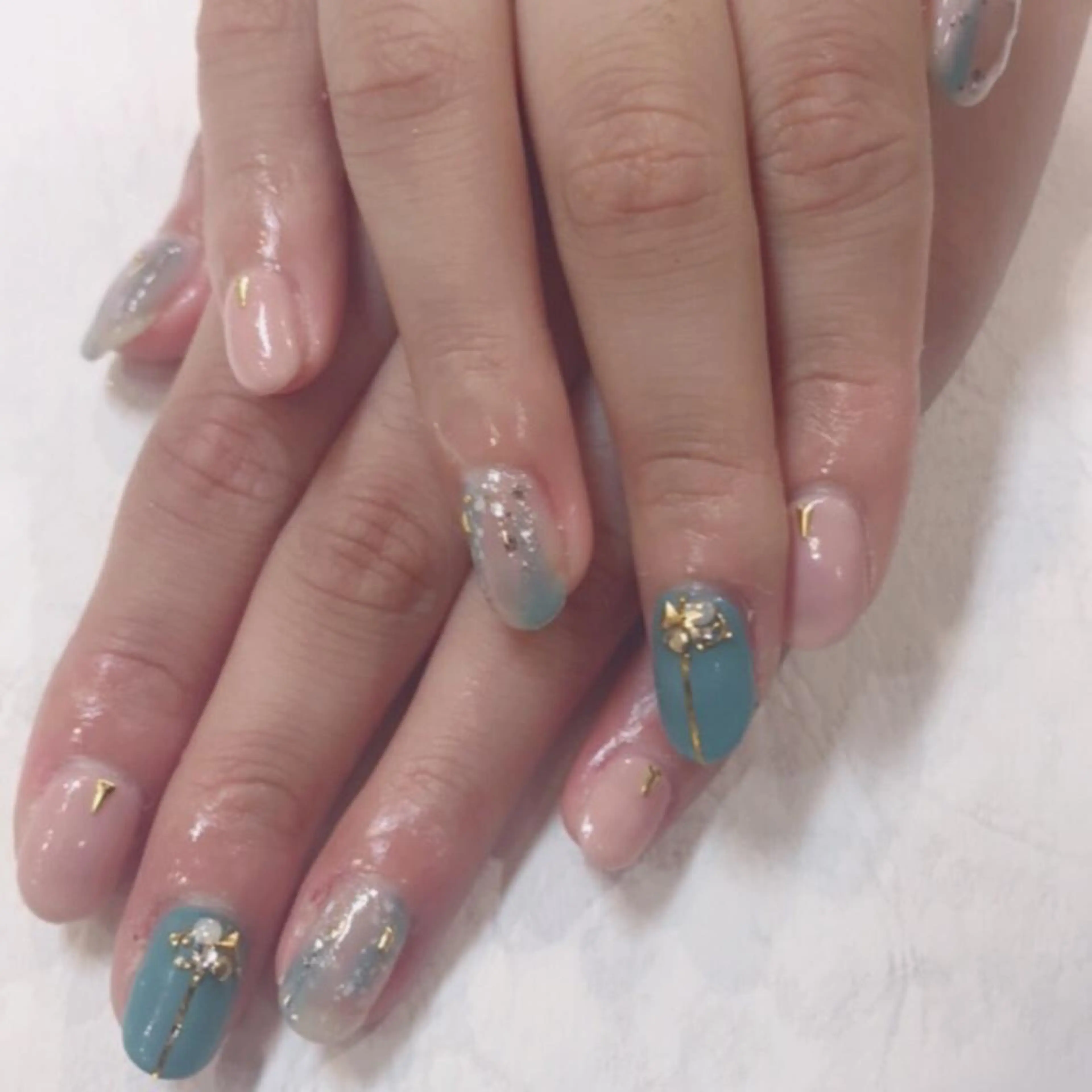 ネイル ニュアンスネイル ハンドネイル 🎀1/14ご予約 ◎ 本田 知美🎀のネイルデザイン