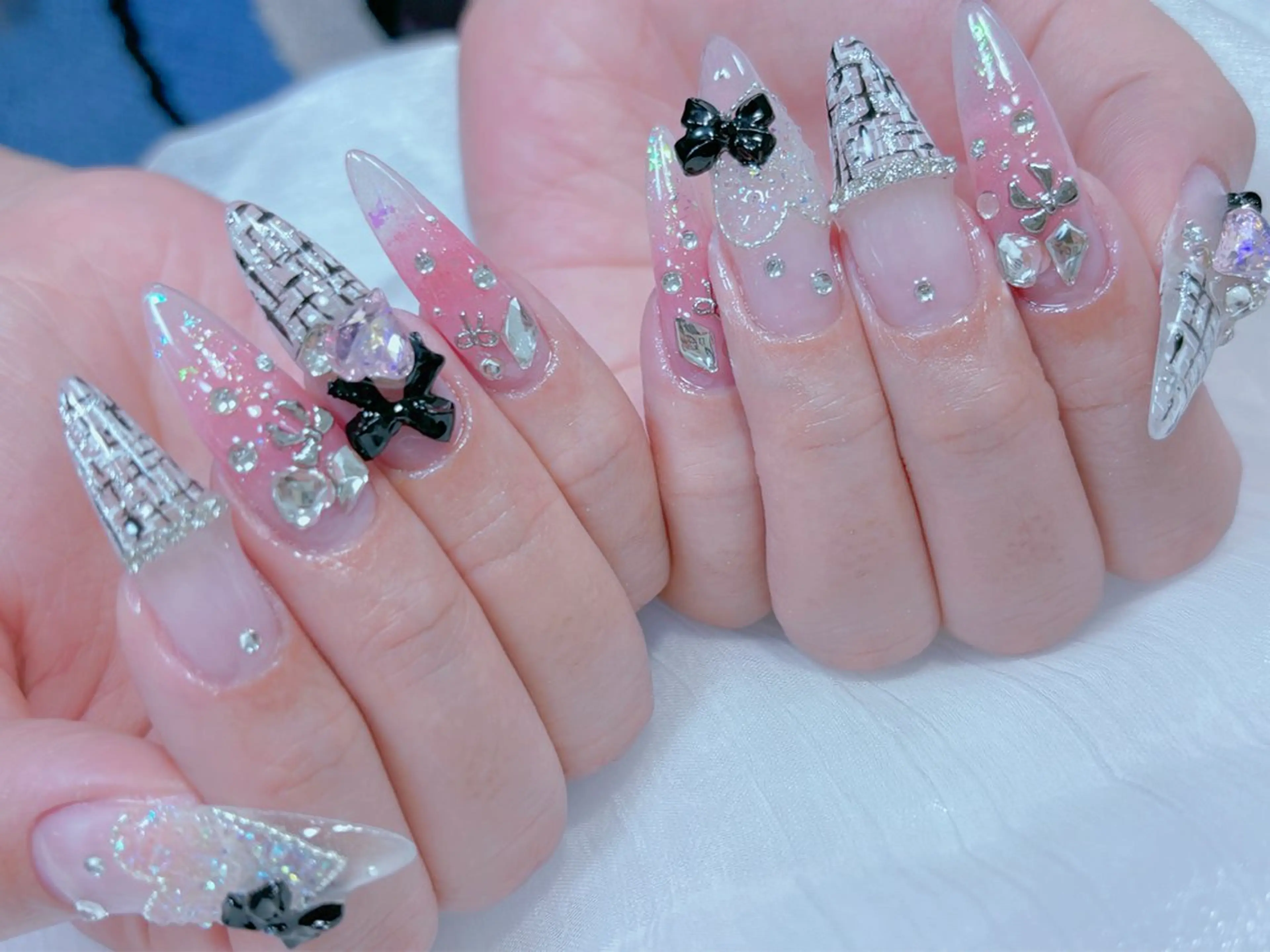 ネイル ネイルサロンエクラ 🫧Shizukaのネイルデザイン