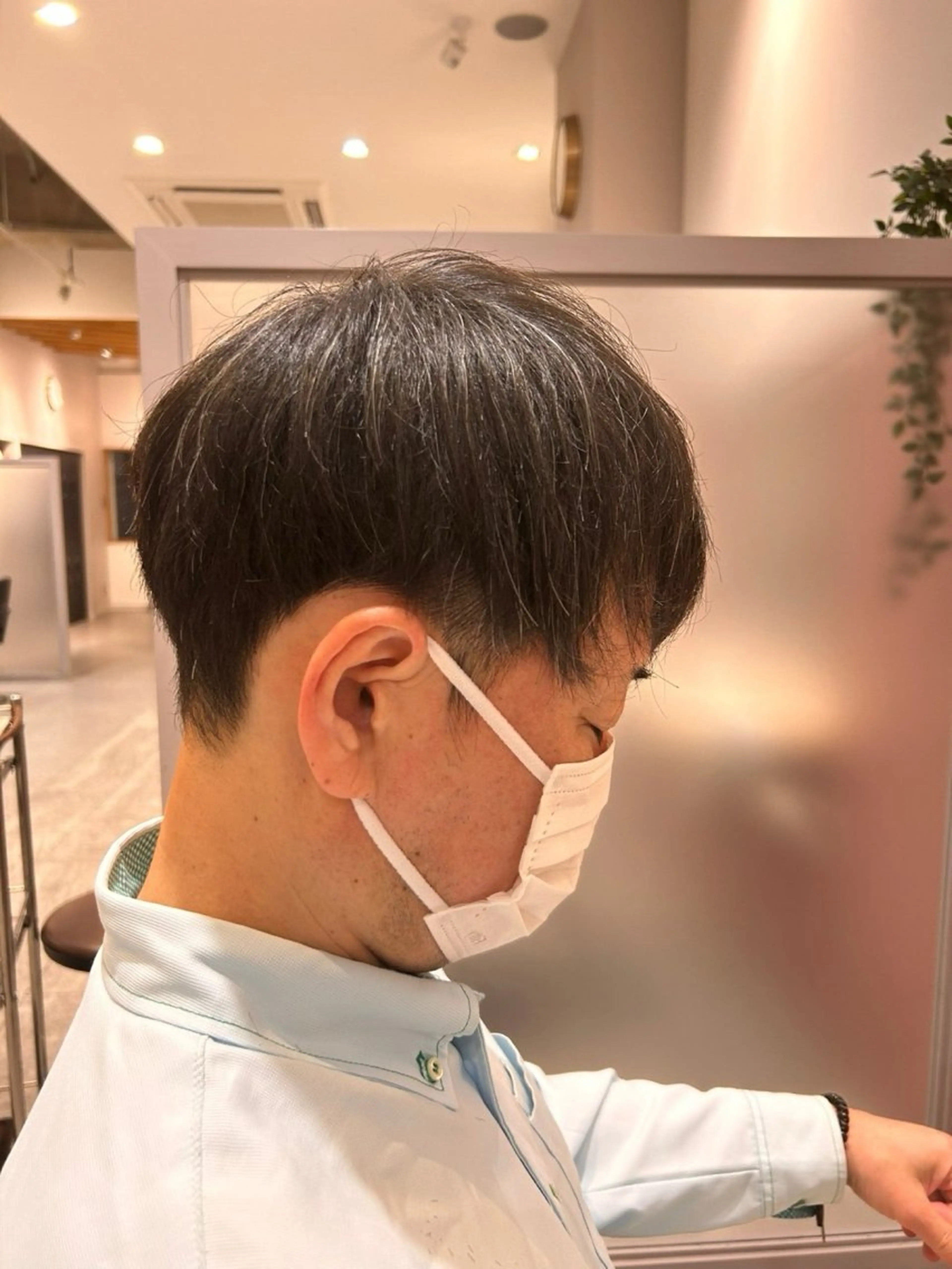 ショート メンズ 黒川 真裕のヘアスタイル