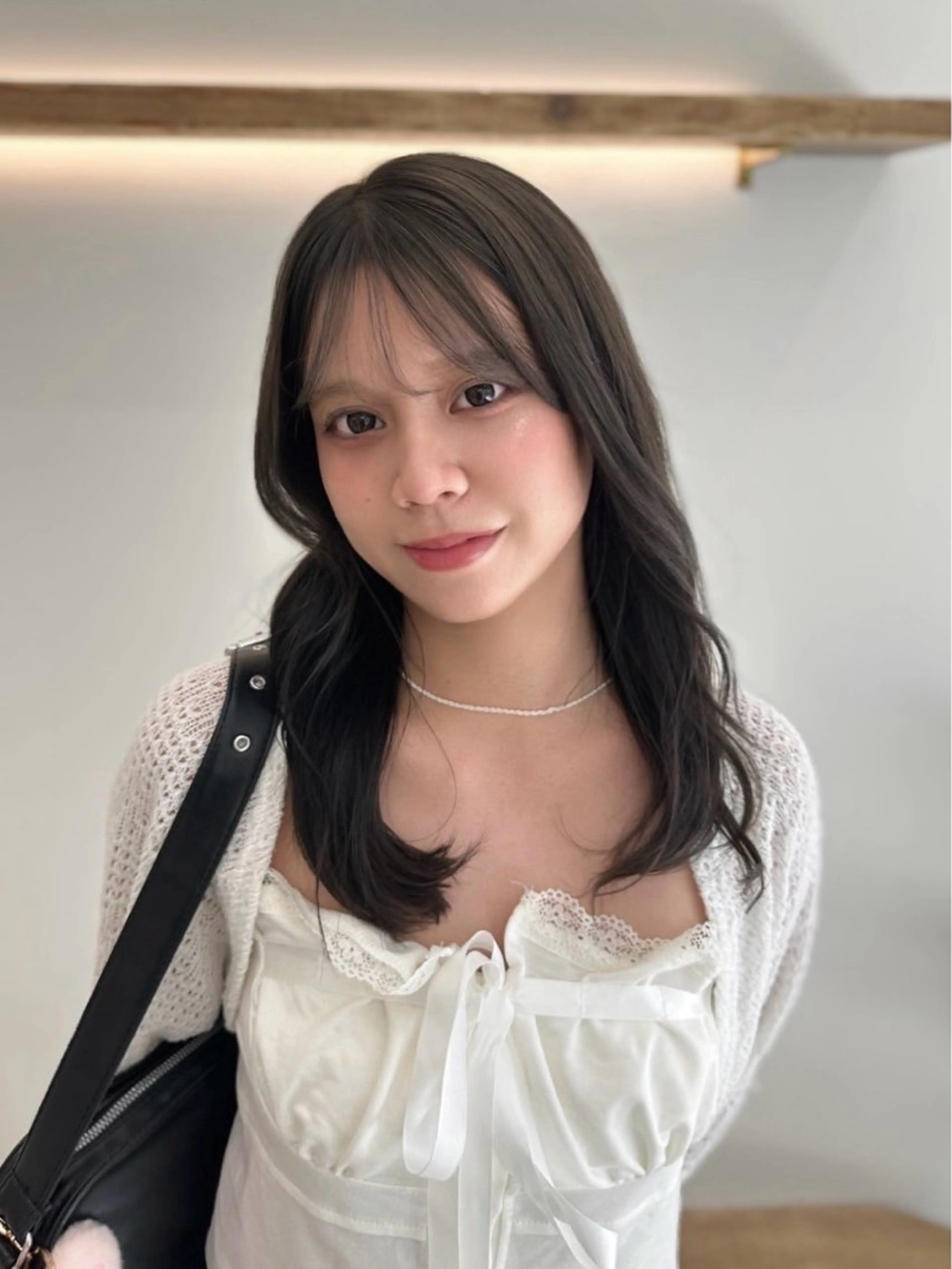 セミロング カラー Reina レイナの眉毛・アイブロウイメージ