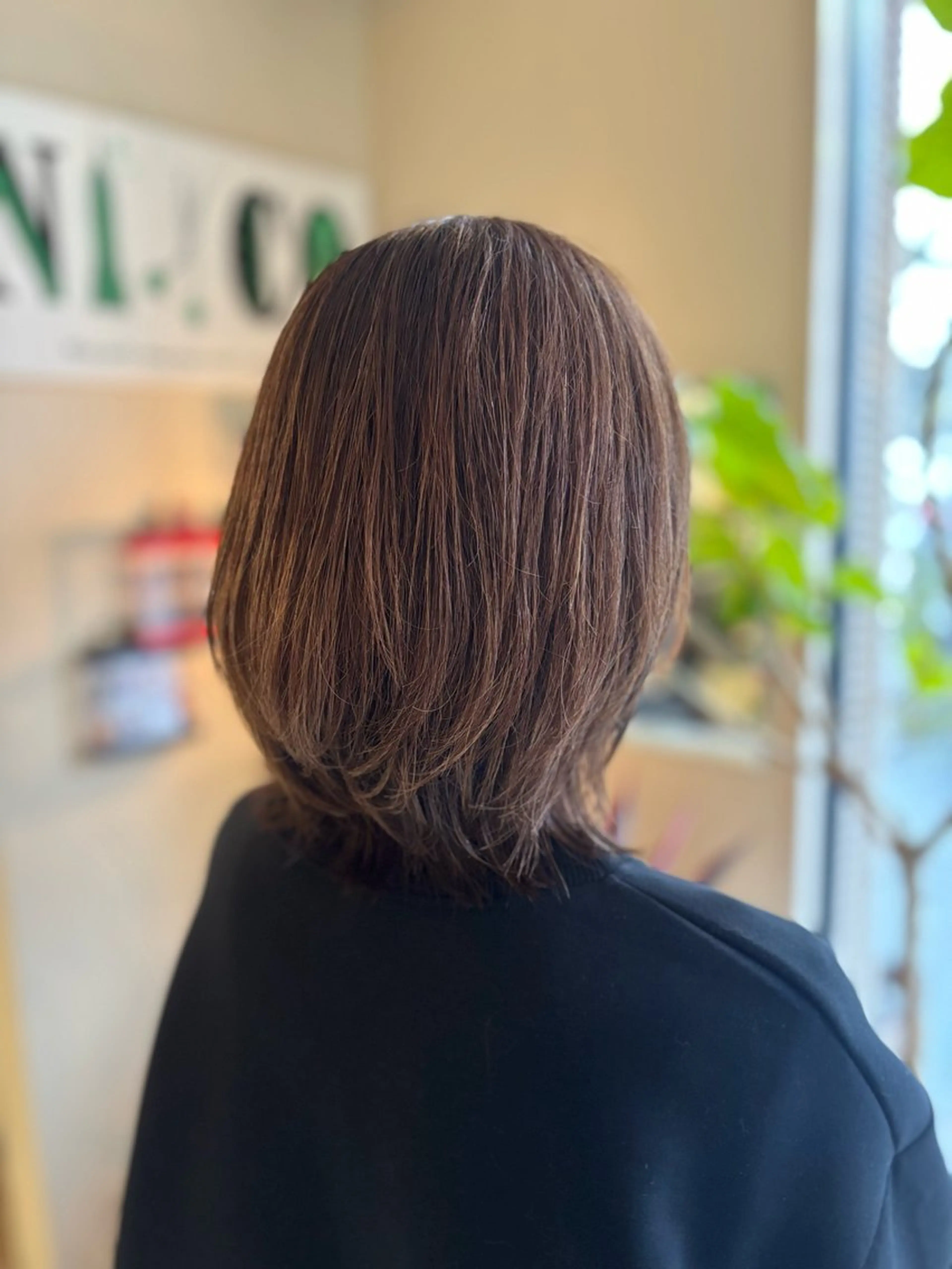 ミディアム ボブレイヤー ボブ レイヤーカット 鈴木 優奈のヘアスタイル