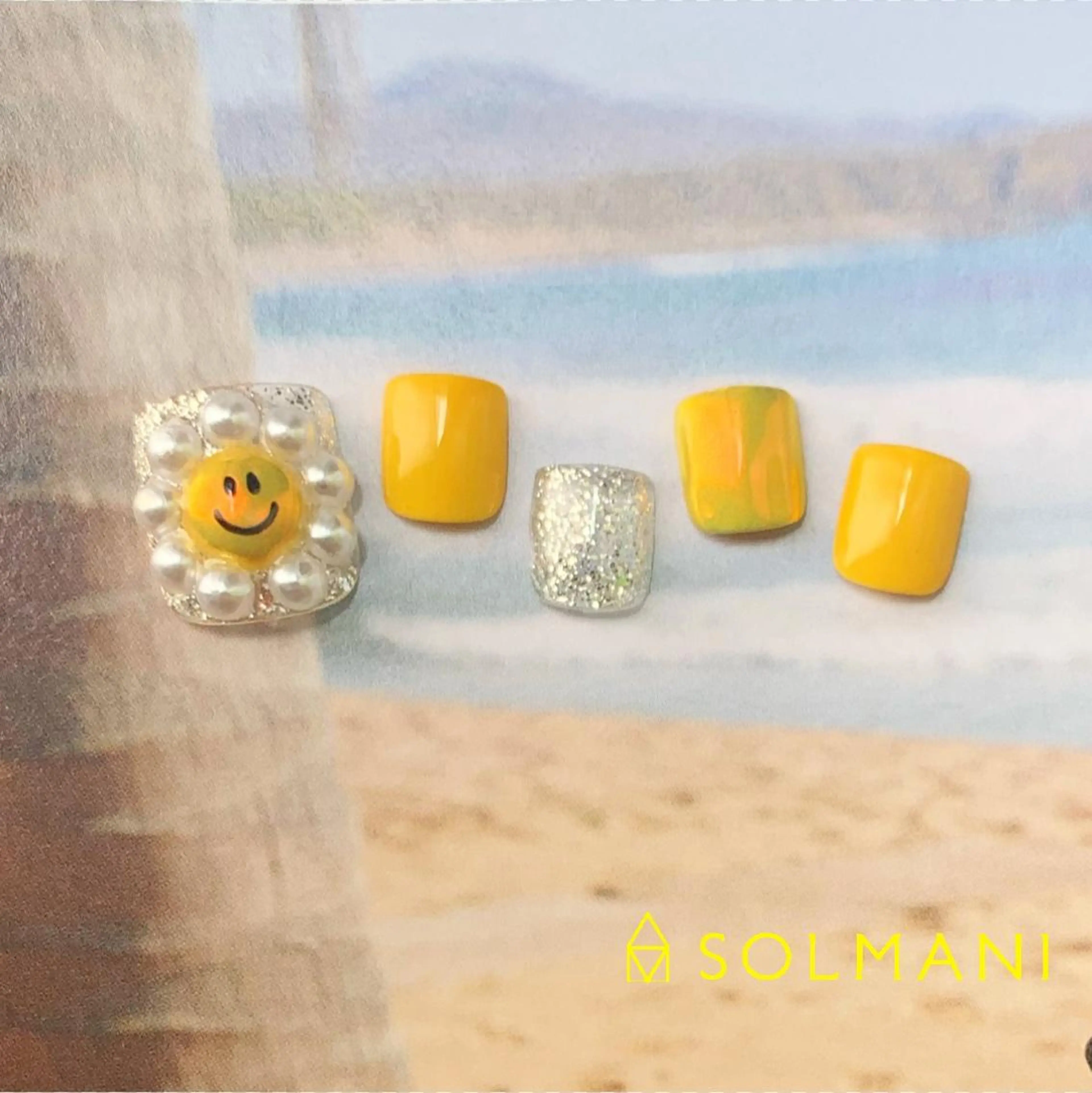 ネイル フットネイル SOLMANI 予約担当のネイルデザイン